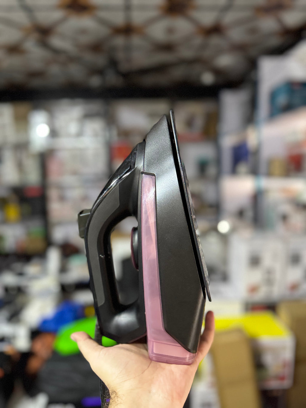 Geepas Ceramic Steam Iron GSI7791