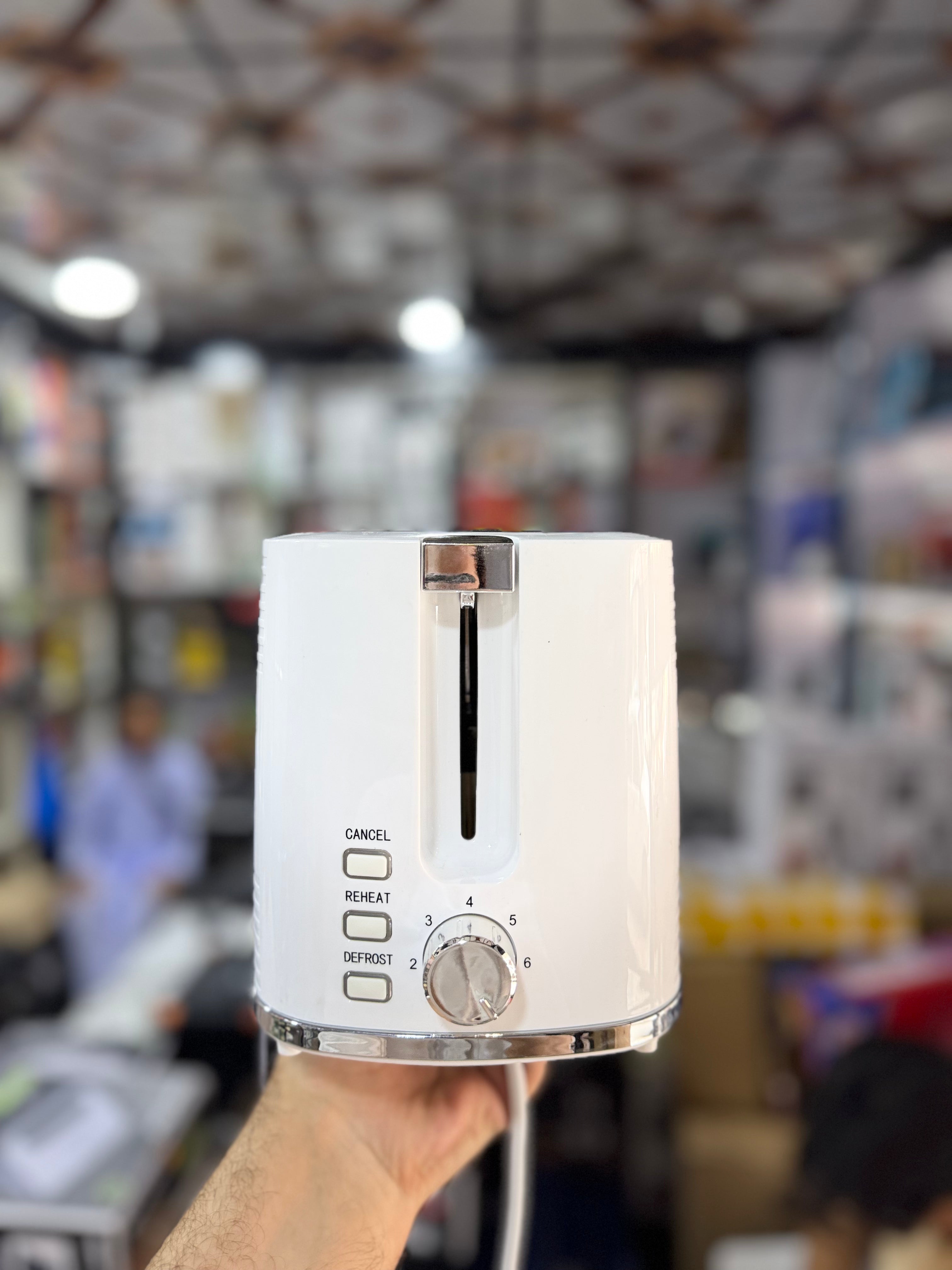 Geepas 2 Slice White Toaster