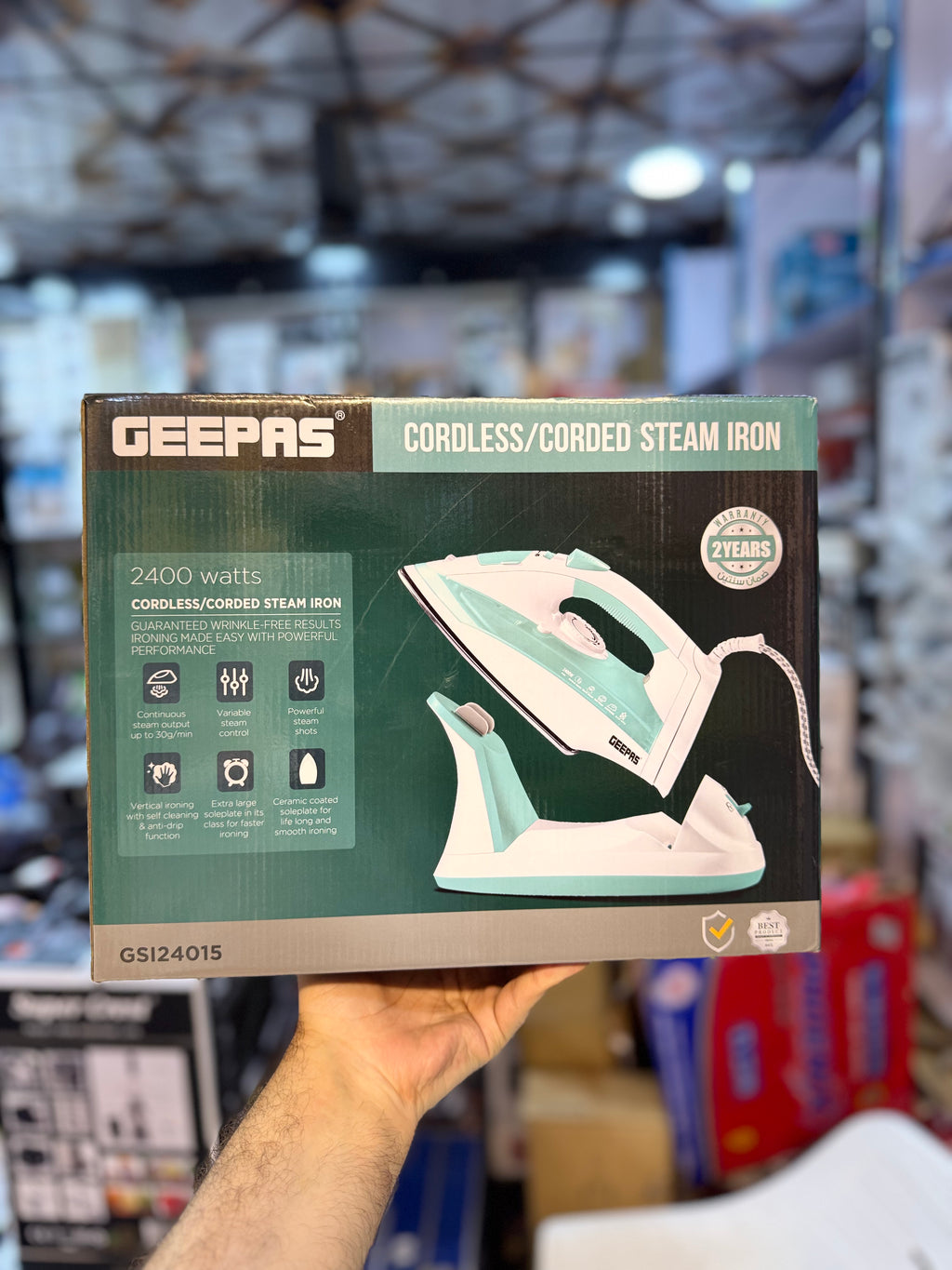 Geepas Corded/Cord Steam Iron GSI24015