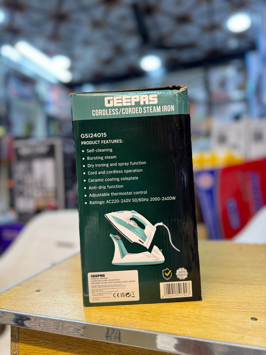 Geepas Corded/Cord Steam Iron GSI24015