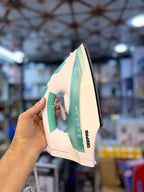 Geepas Corded/Cord Steam Iron GSI24015