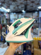 Geepas Corded/Cord Steam Iron GSI24015