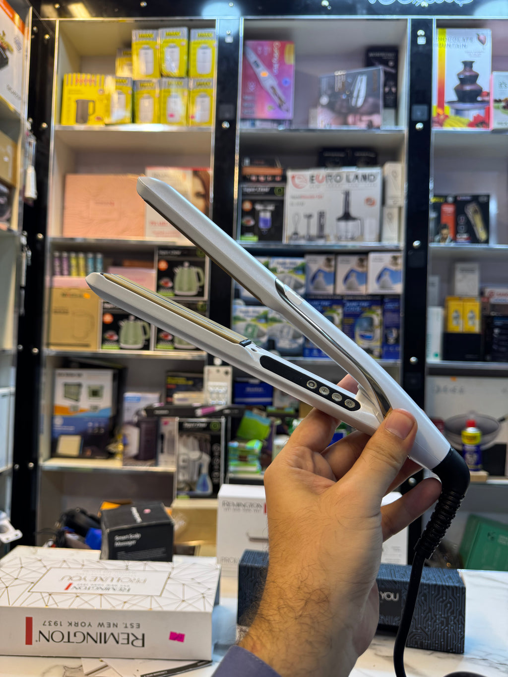 Remington Proluxe Hair Straightener