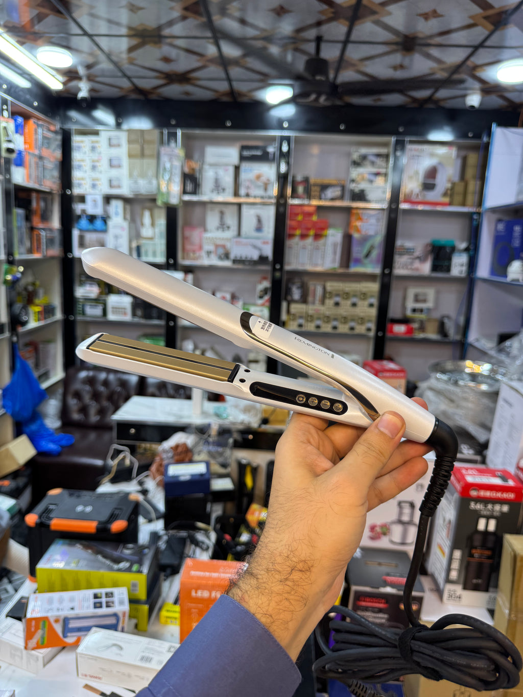 Remington Proluxe Hair Straightener