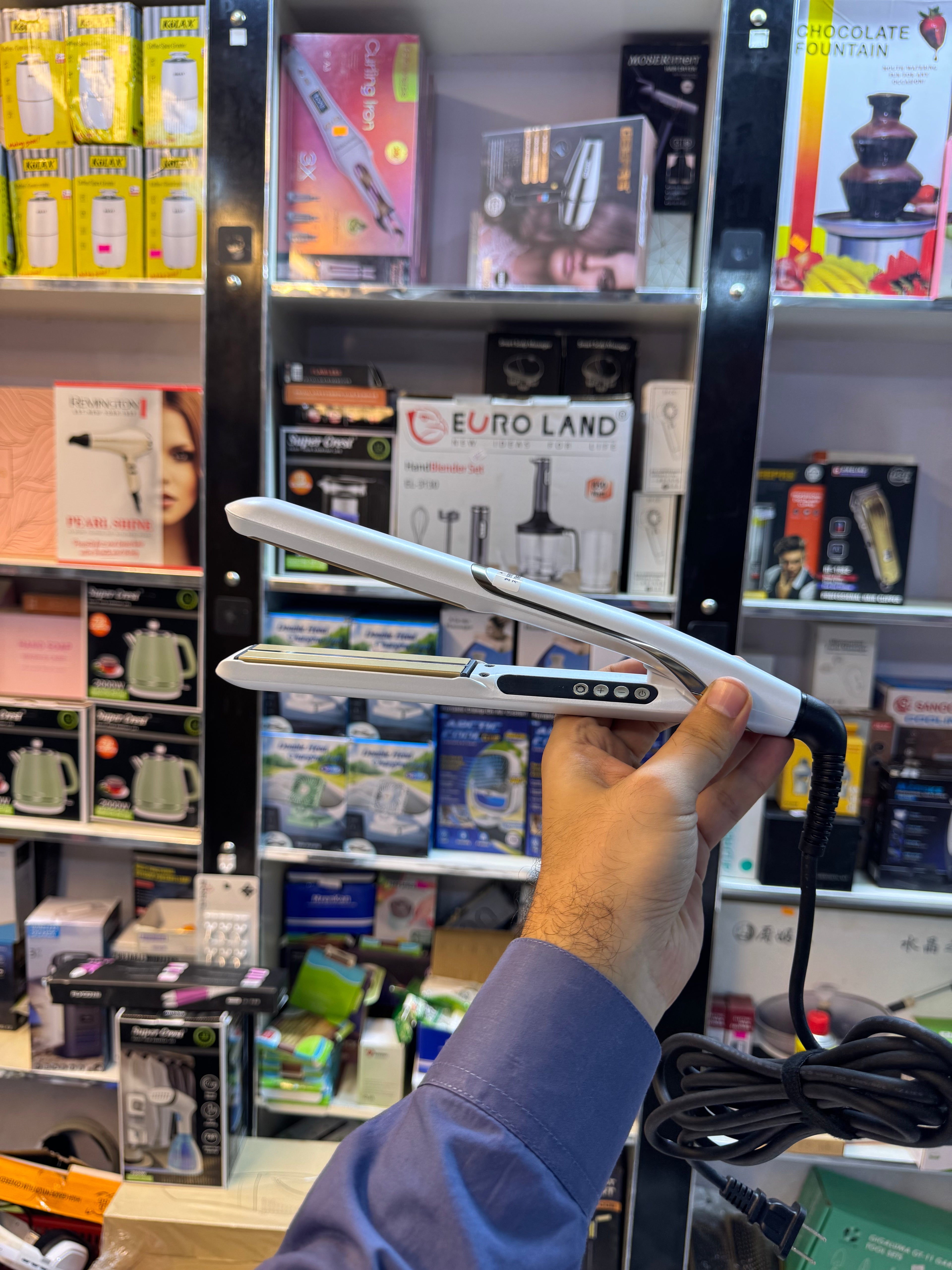 Remington Proluxe Hair Straightener