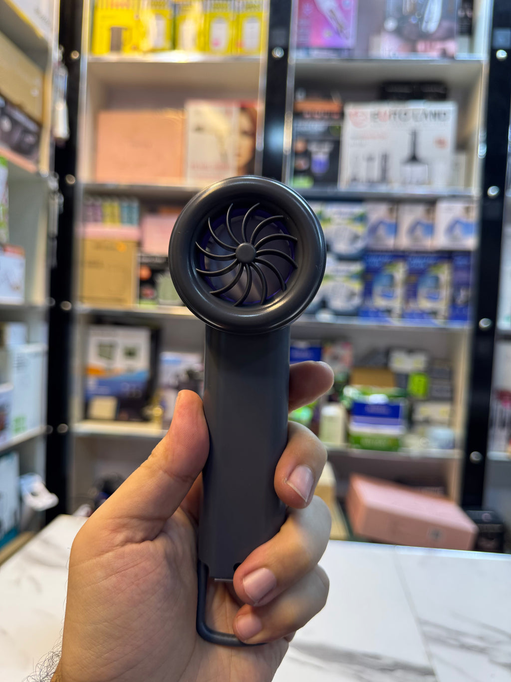 ICE COMPRESSION HANDLED FAN