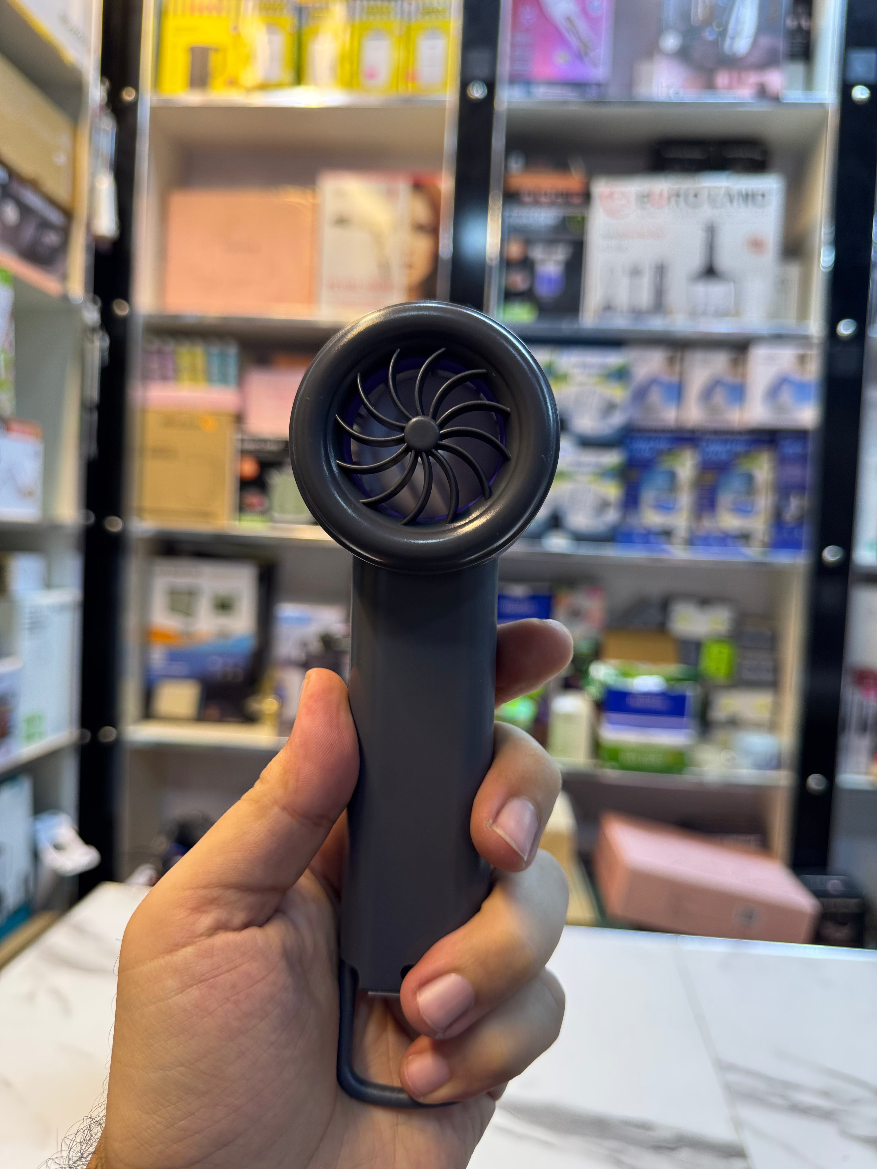 ICE COMPRESSION HANDLED FAN