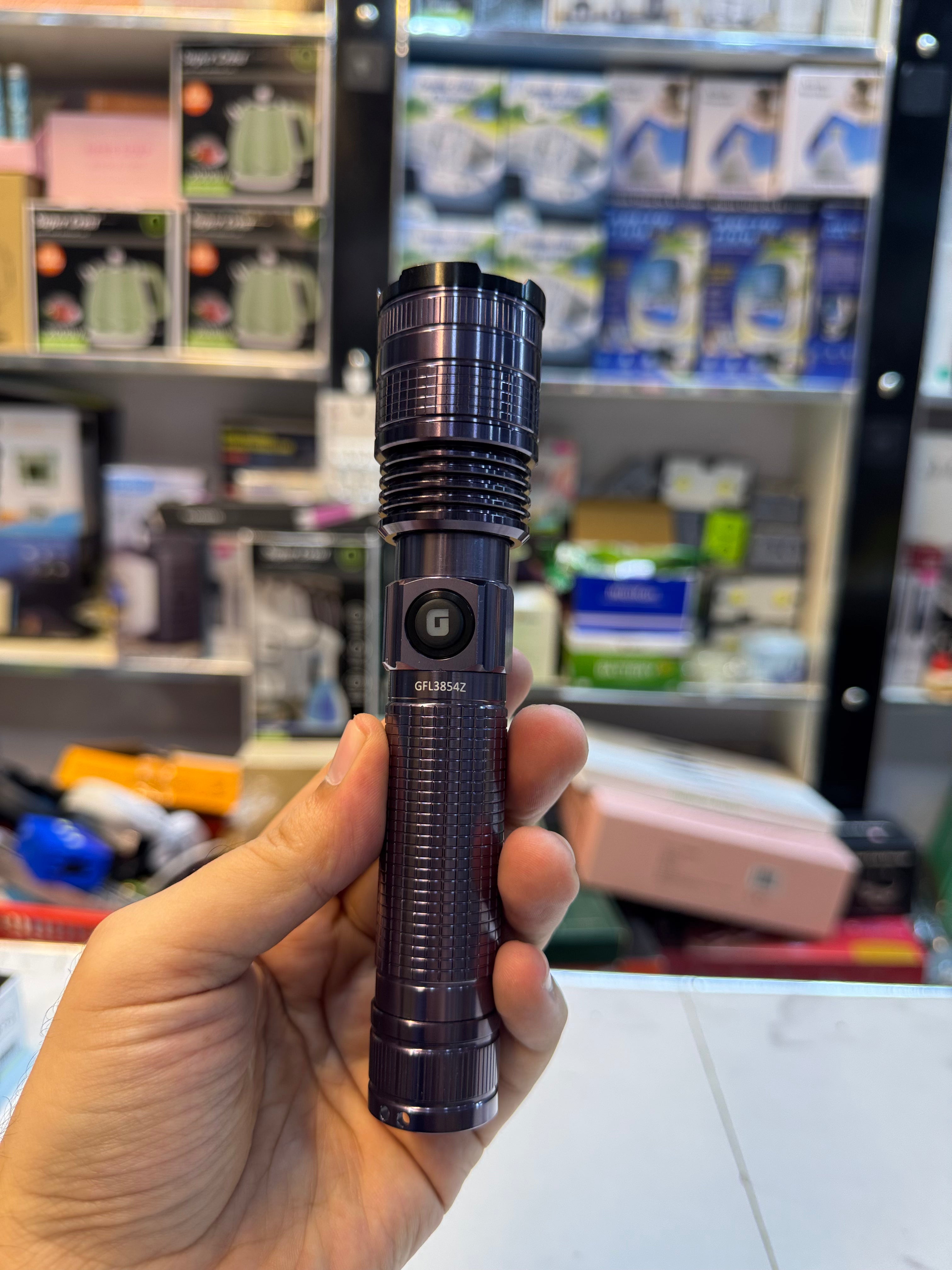 Geepas Zoomable Flashlight GFL3854Z