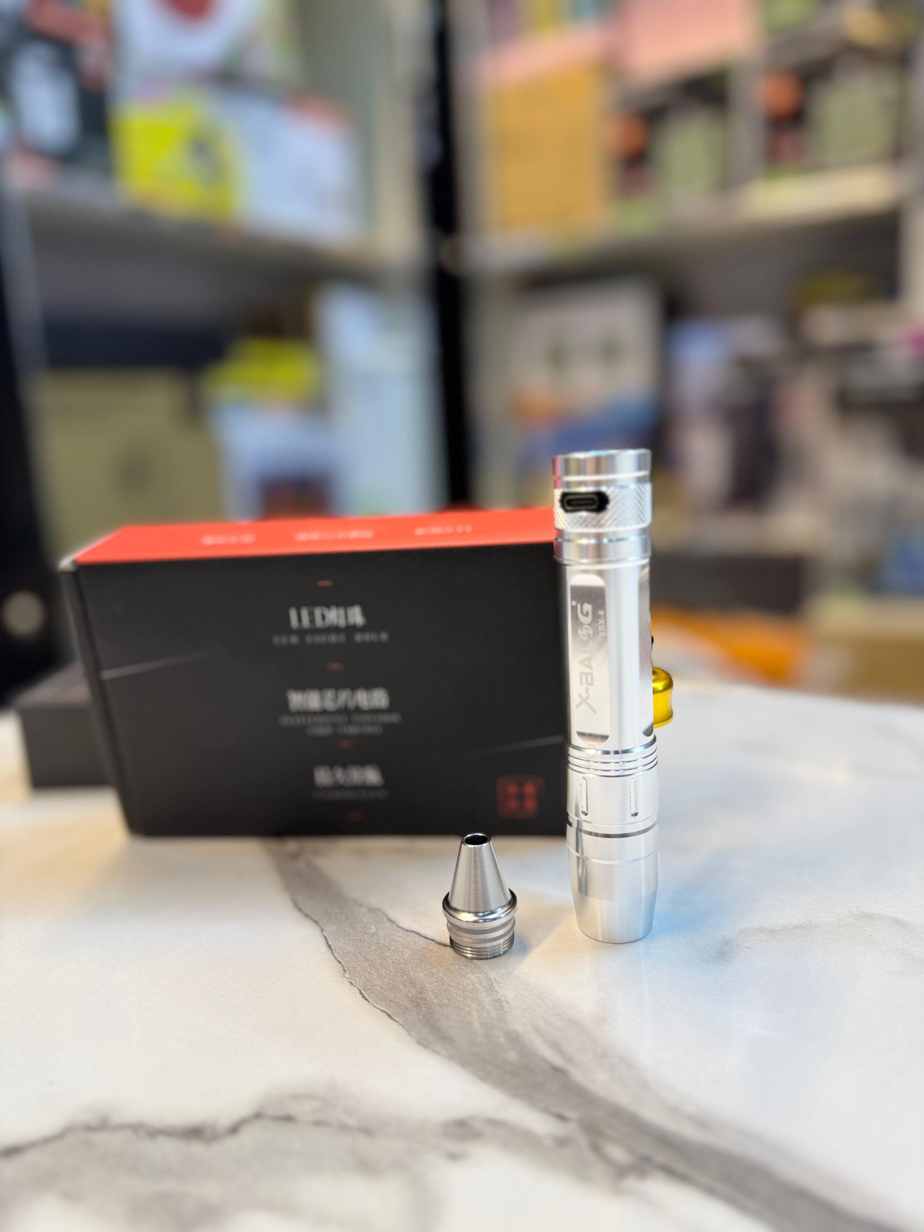 X Balong jewelry appreciation Triple Led Flashlight