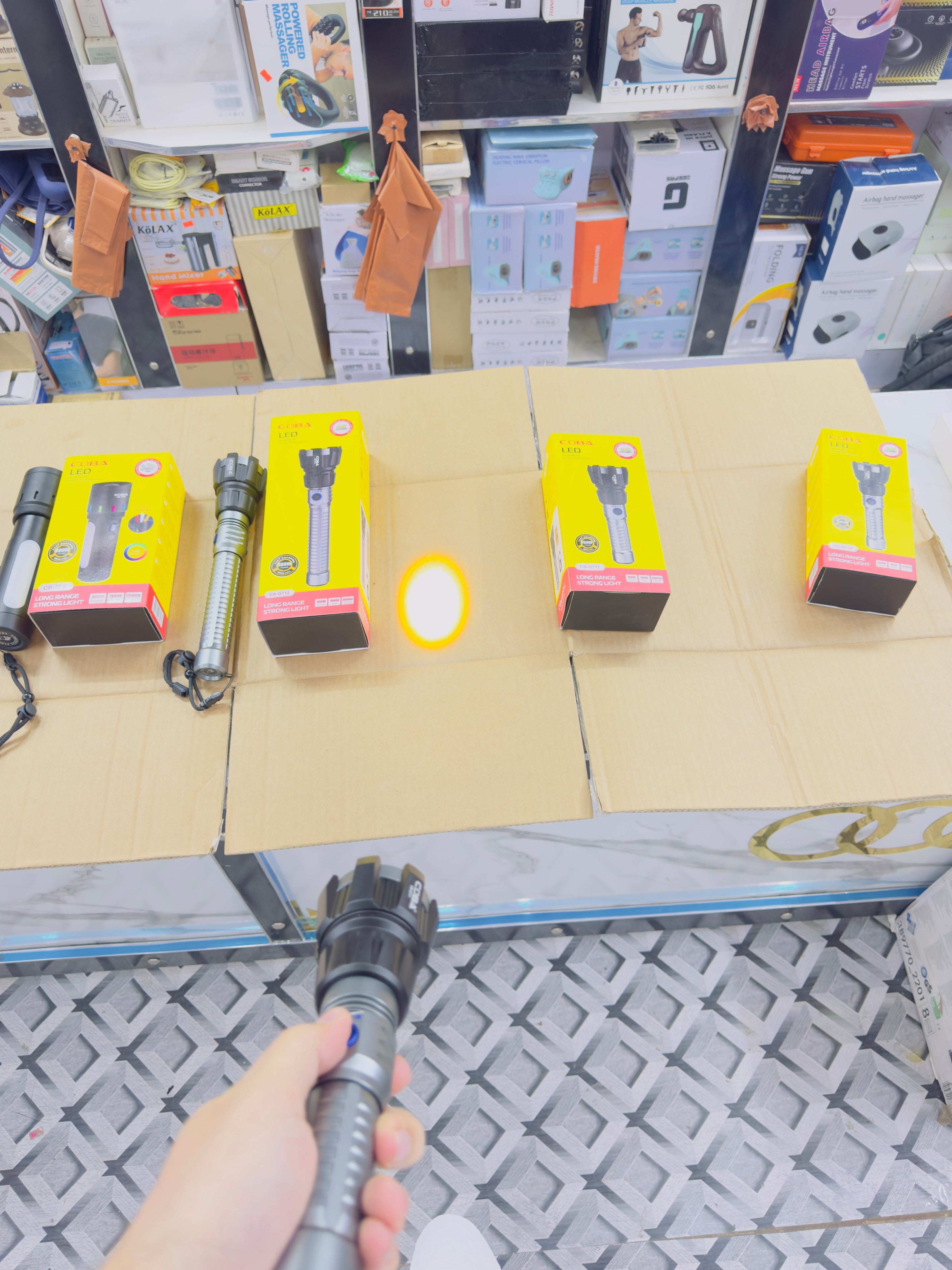 Aluminium Alloy Coba Led Flashlight CB-711