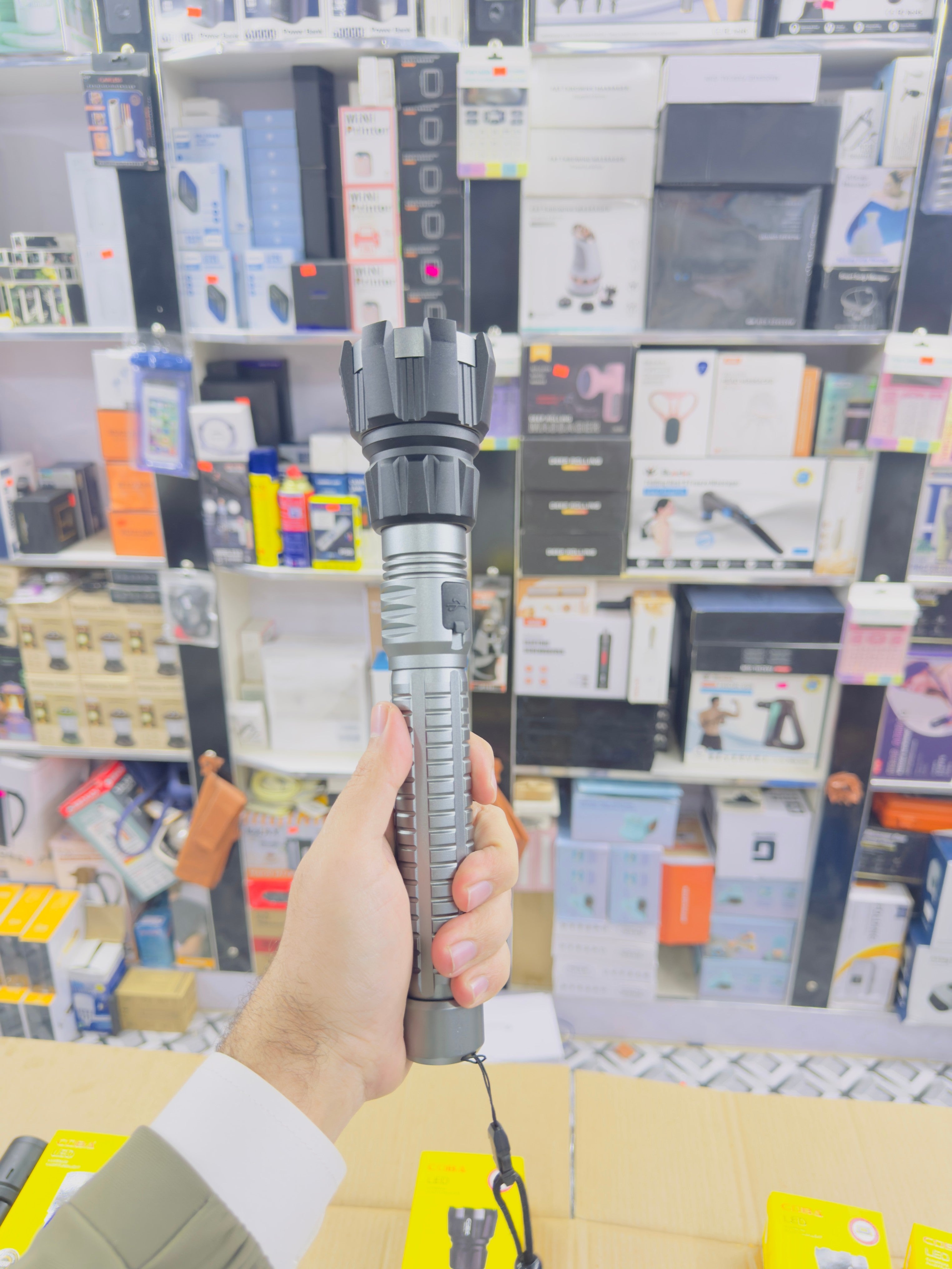 Aluminium Alloy Coba Strong Flashlight CB-G712