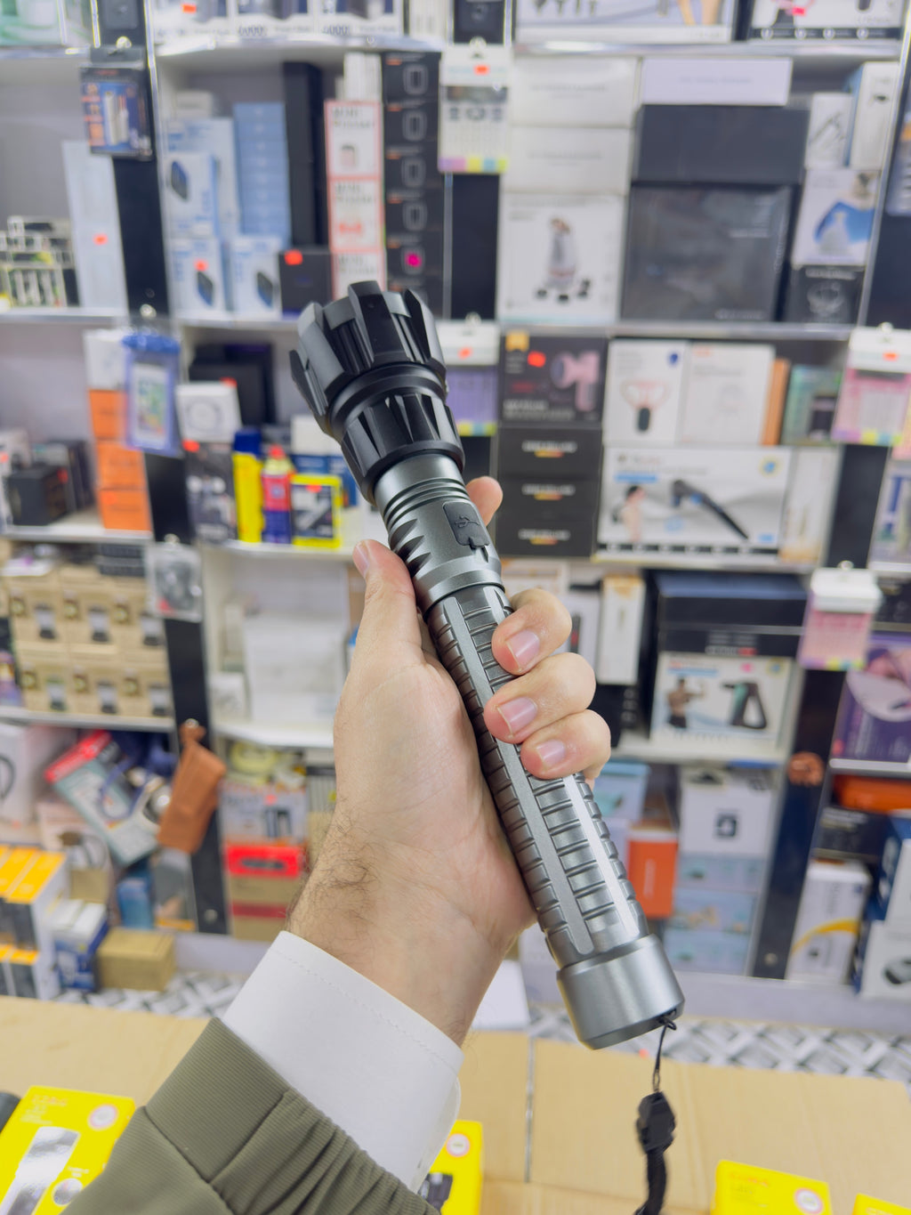Aluminium Alloy Coba Strong Flashlight CB-G712