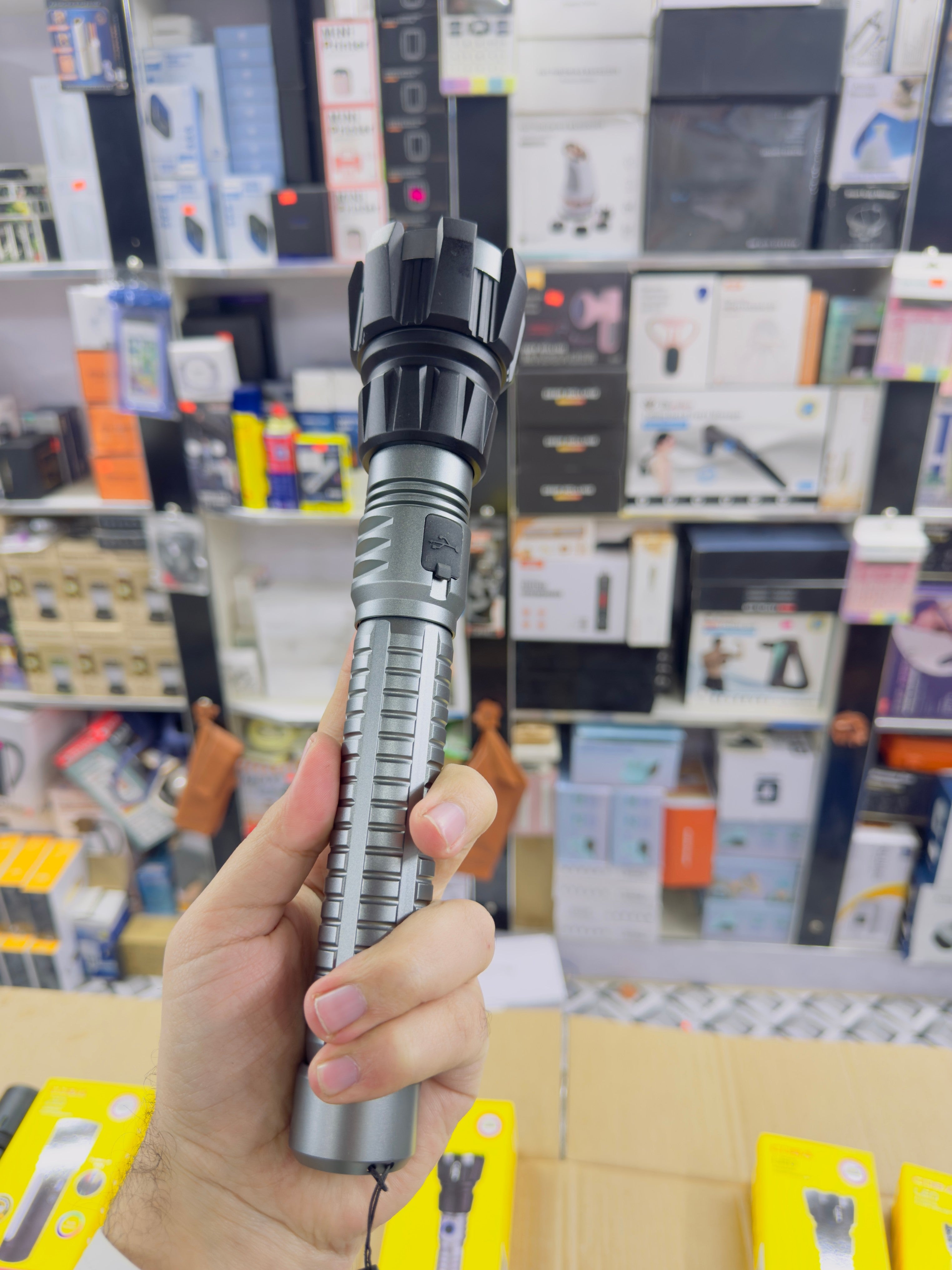 Aluminium Alloy Coba Strong Flashlight CB-G712