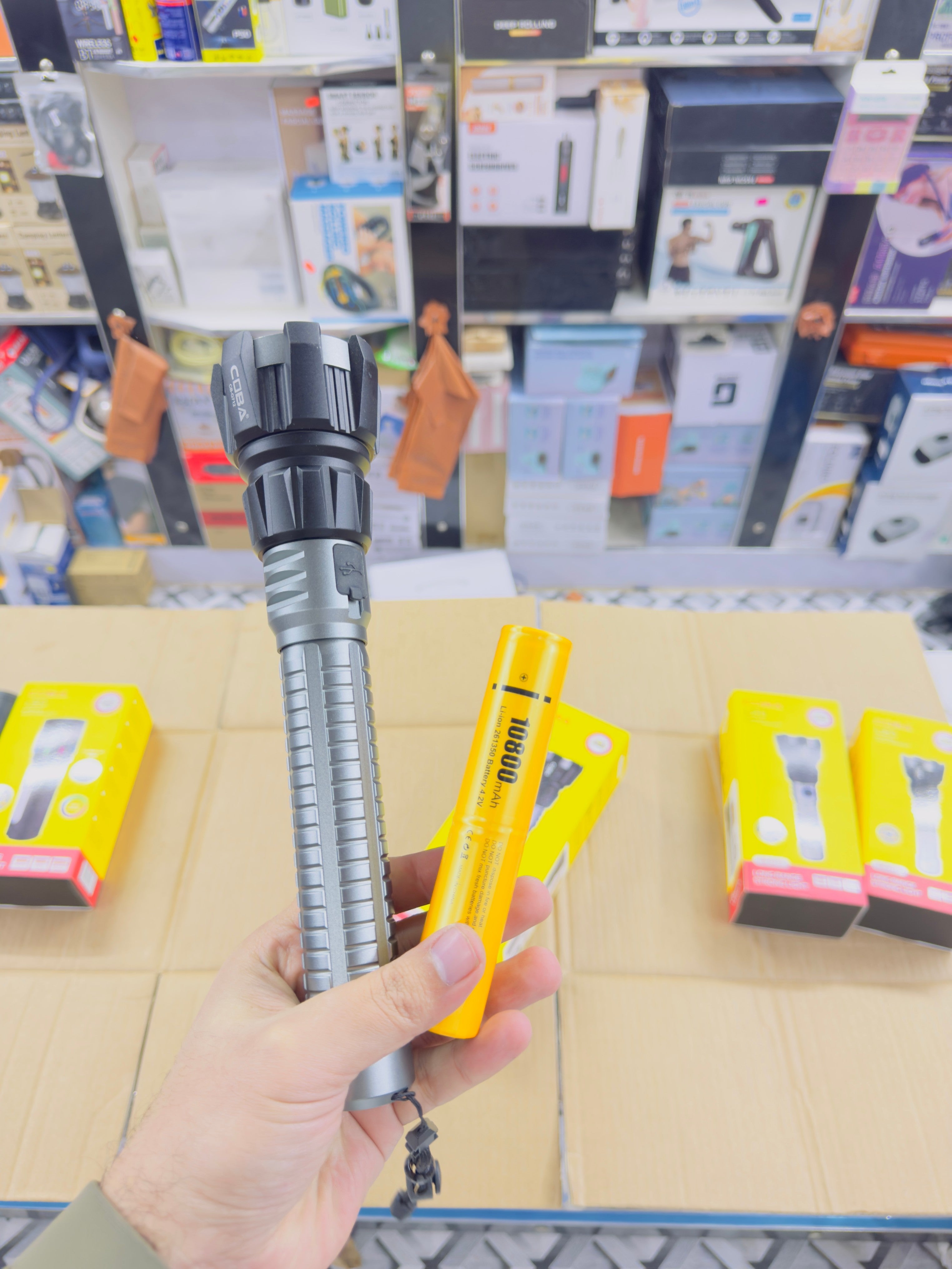 Aluminium Alloy Coba Strong Flashlight CB-G712