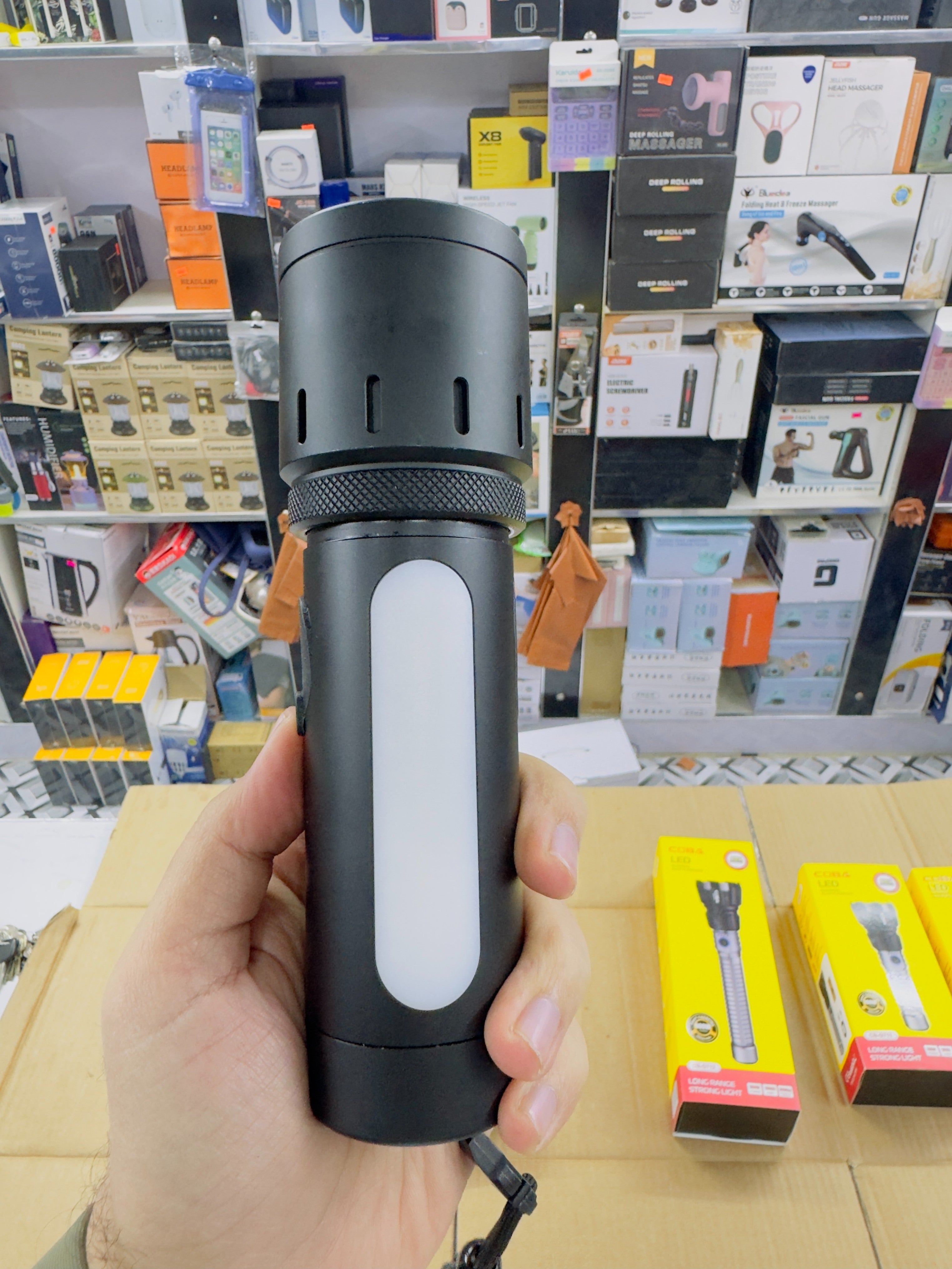 Aluminium Alloy Coba Multi Colour Flashlight CB-7703