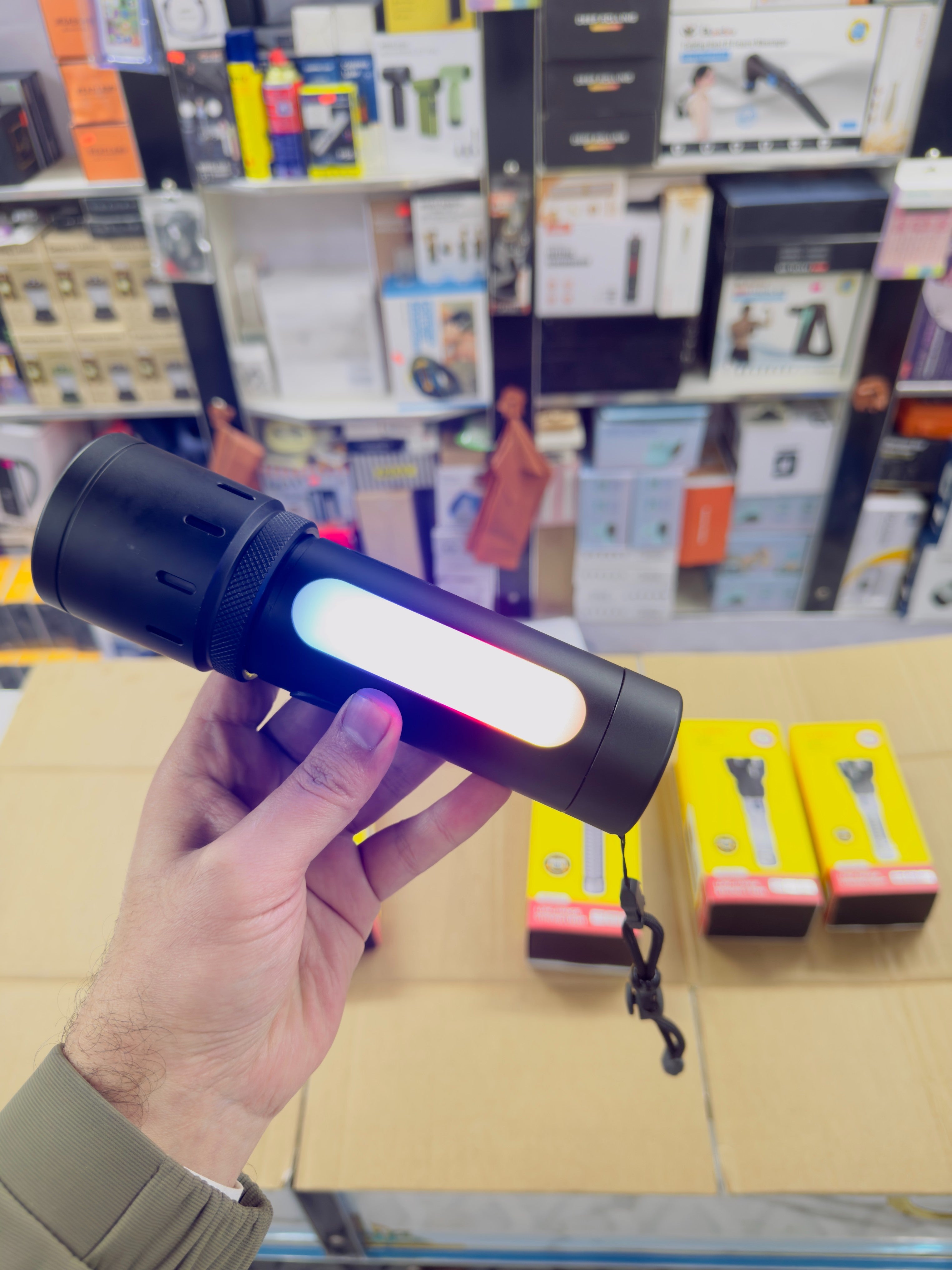 Aluminium Alloy Coba Multi Colour Flashlight CB-7703