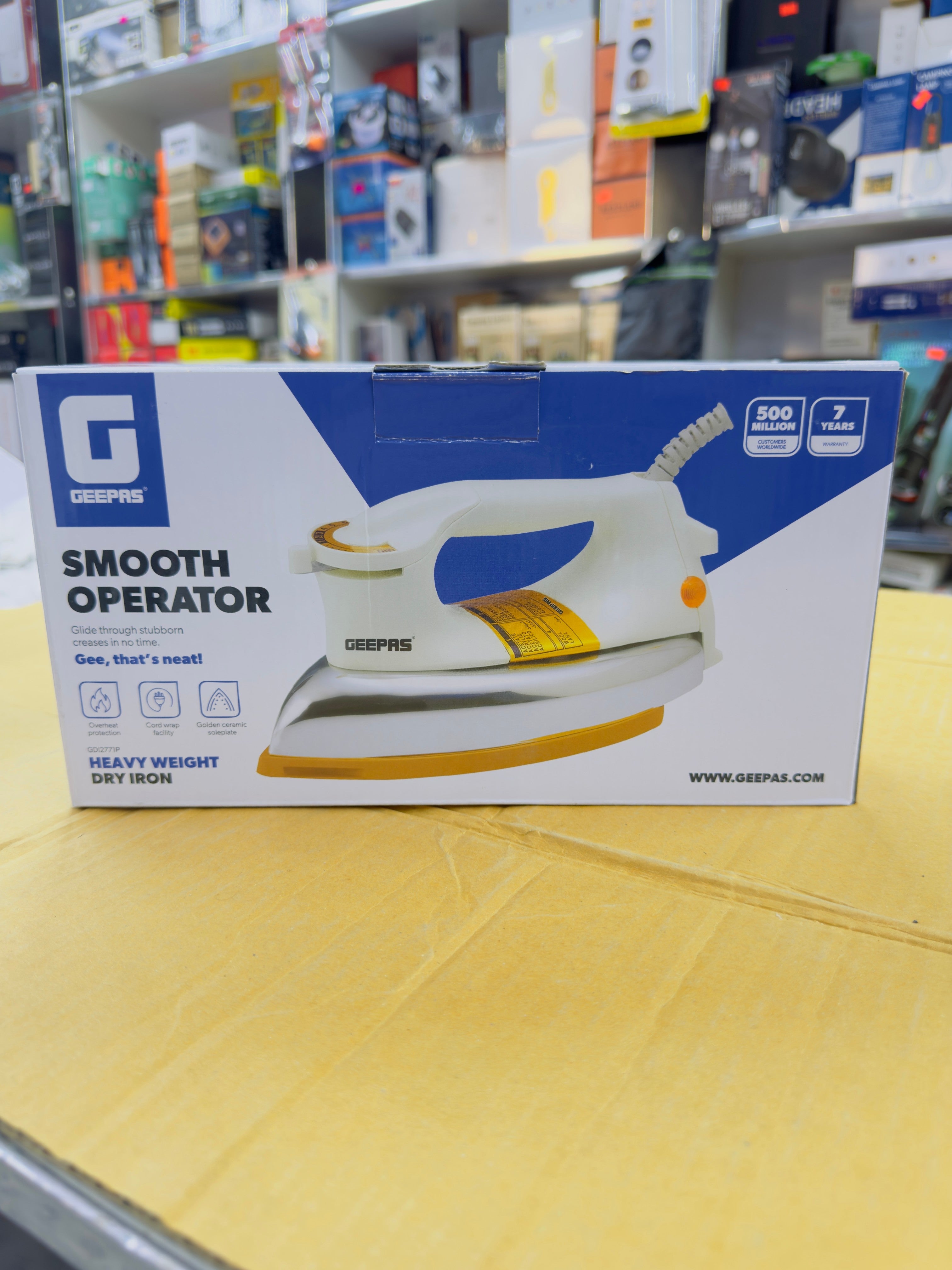 Geepas Heavy Dry Iron GDI2771P