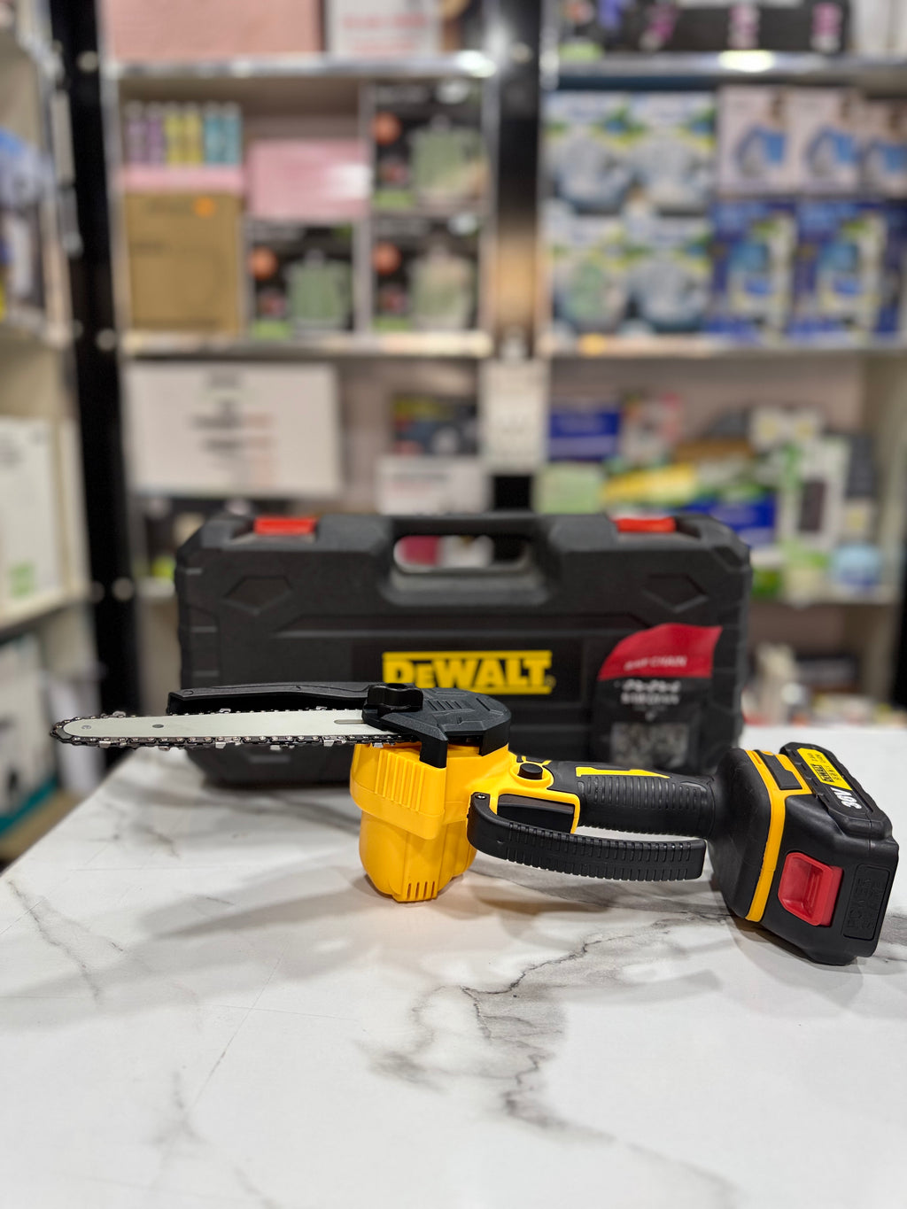 Dewalt Chargeable Chainsaw with double batteries