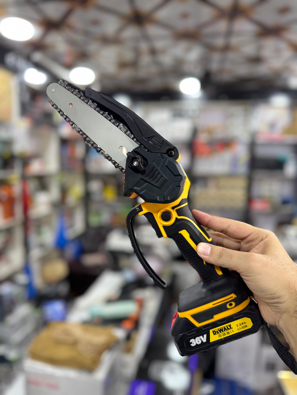 Dewalt Chargeable Chainsaw with double batteries