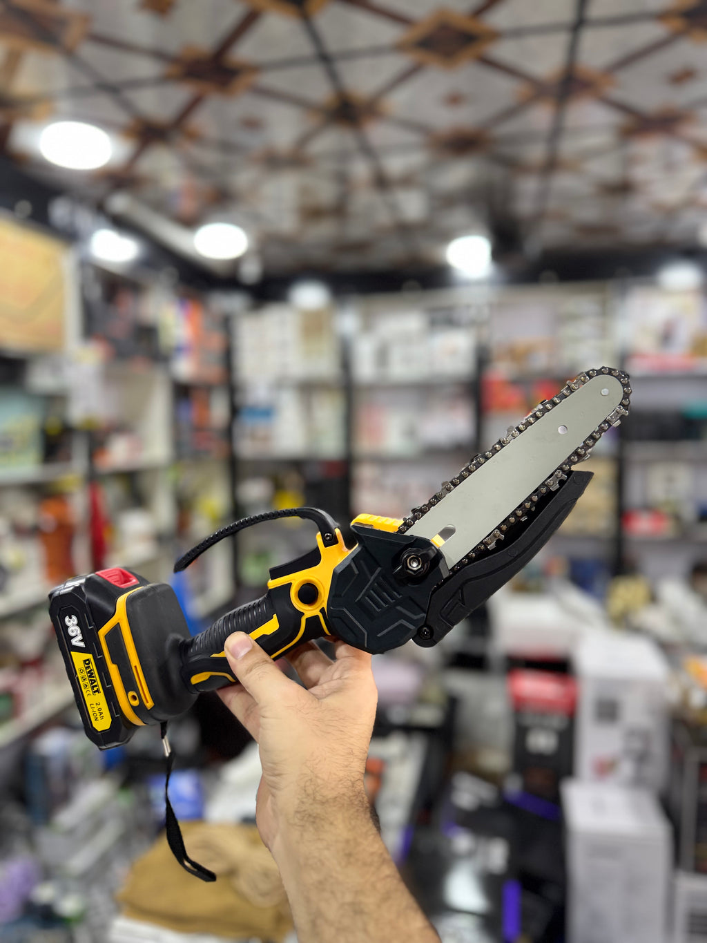 Dewalt Chargeable Chainsaw with double batteries