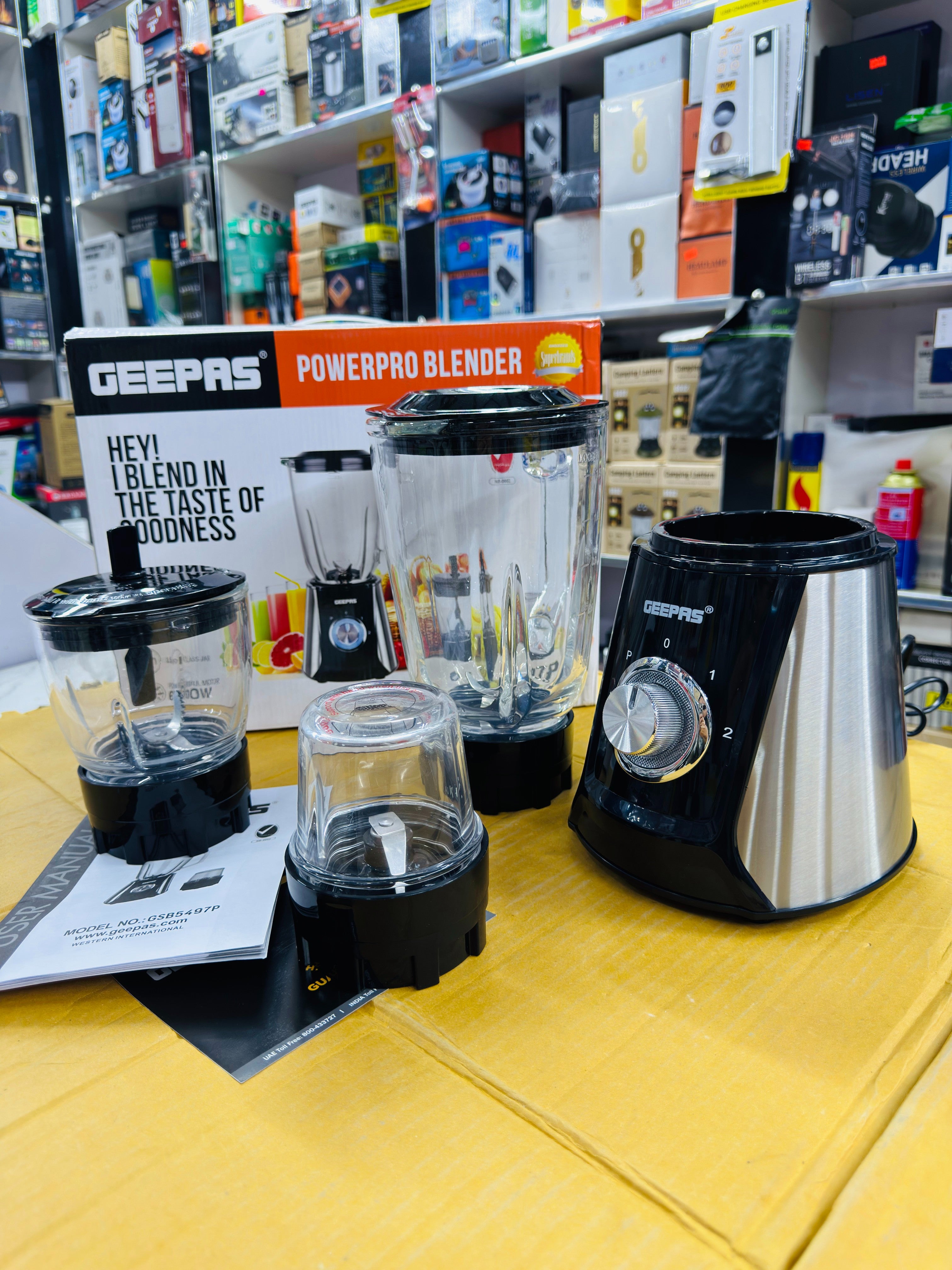 Geepas Power Pro Blender 600W GSB5497P
