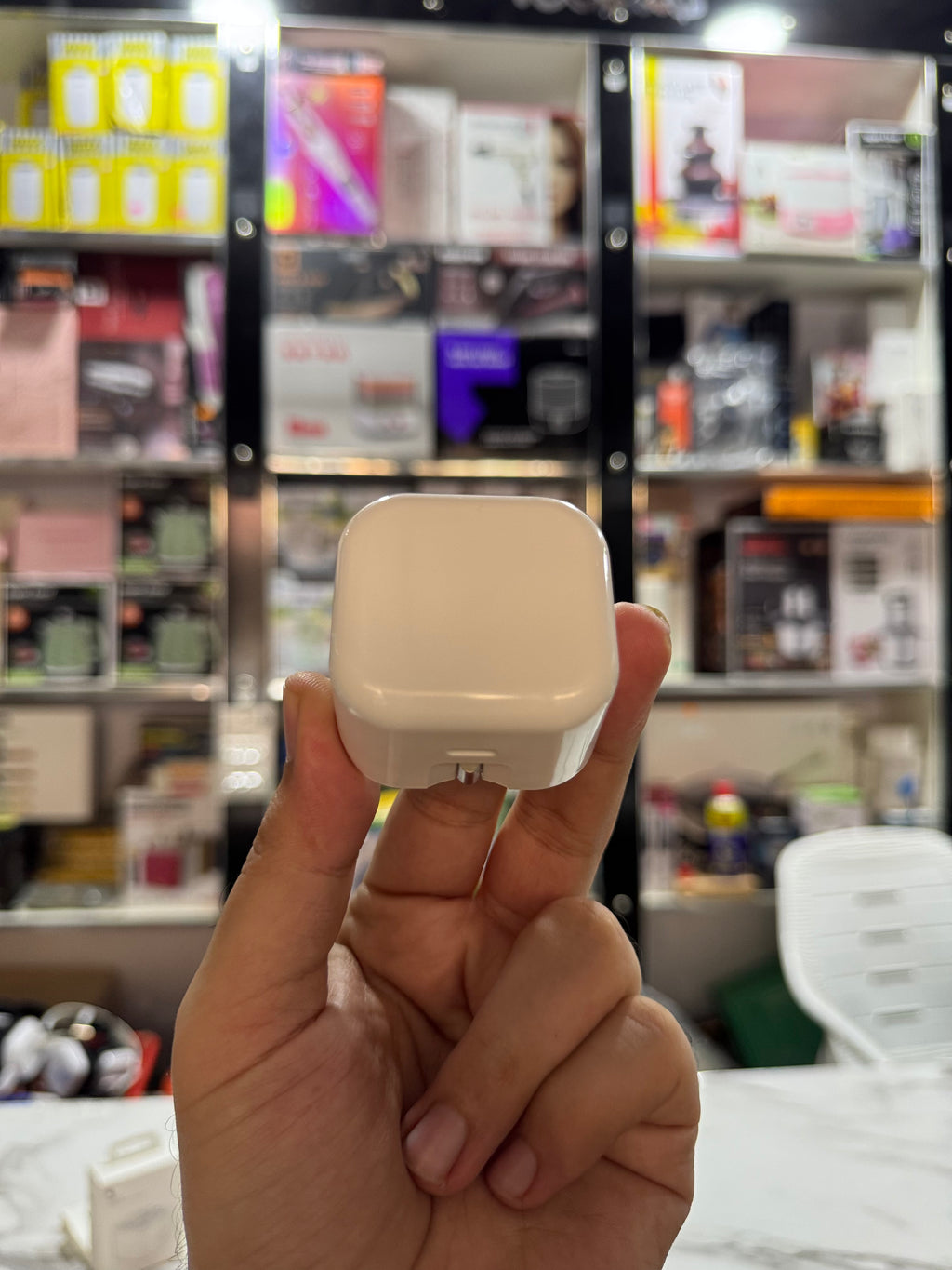 20W Original 3 Pin iPhone Charger