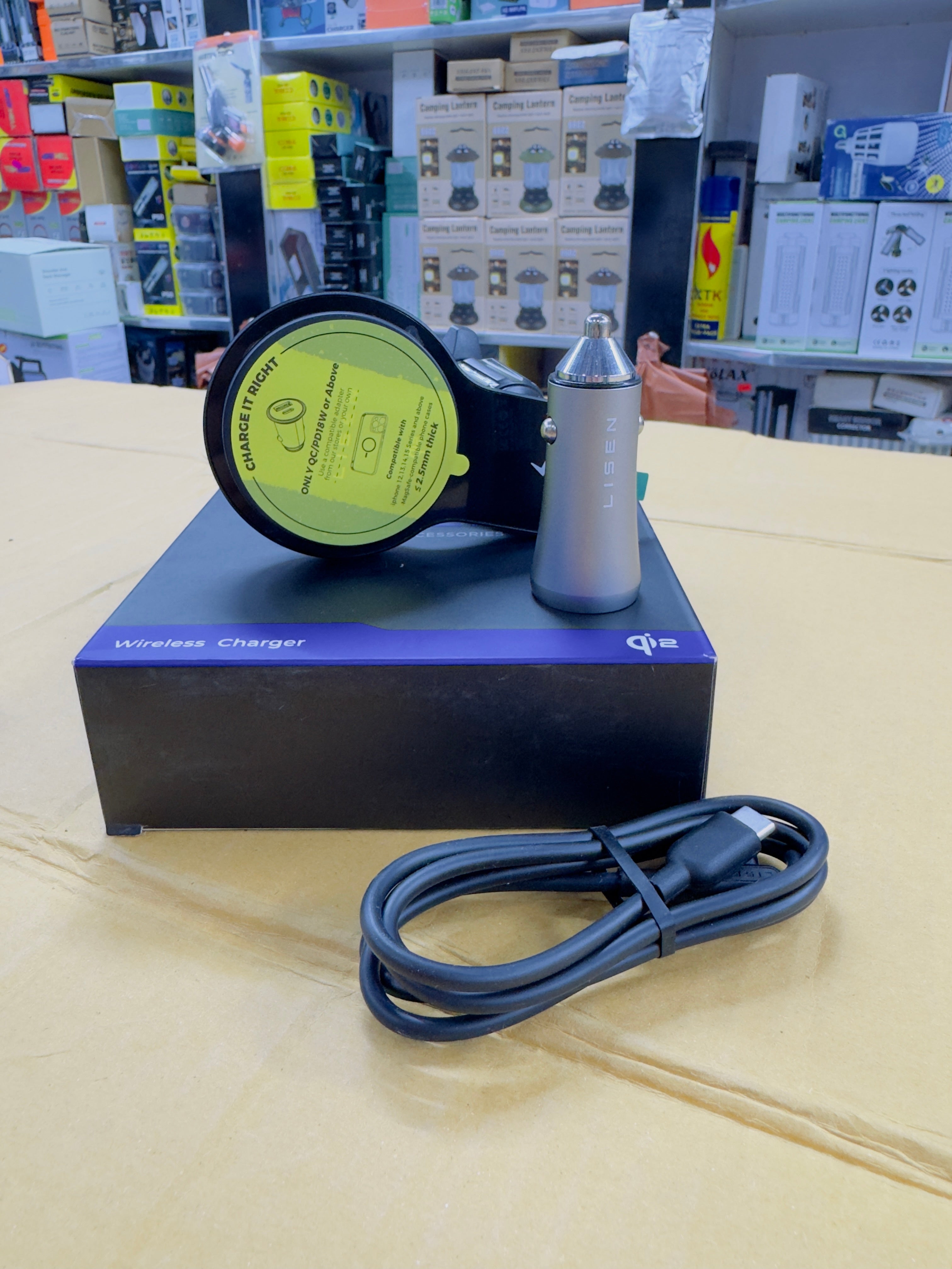 Lisen Wire Car Charger And Mobile Holder Set