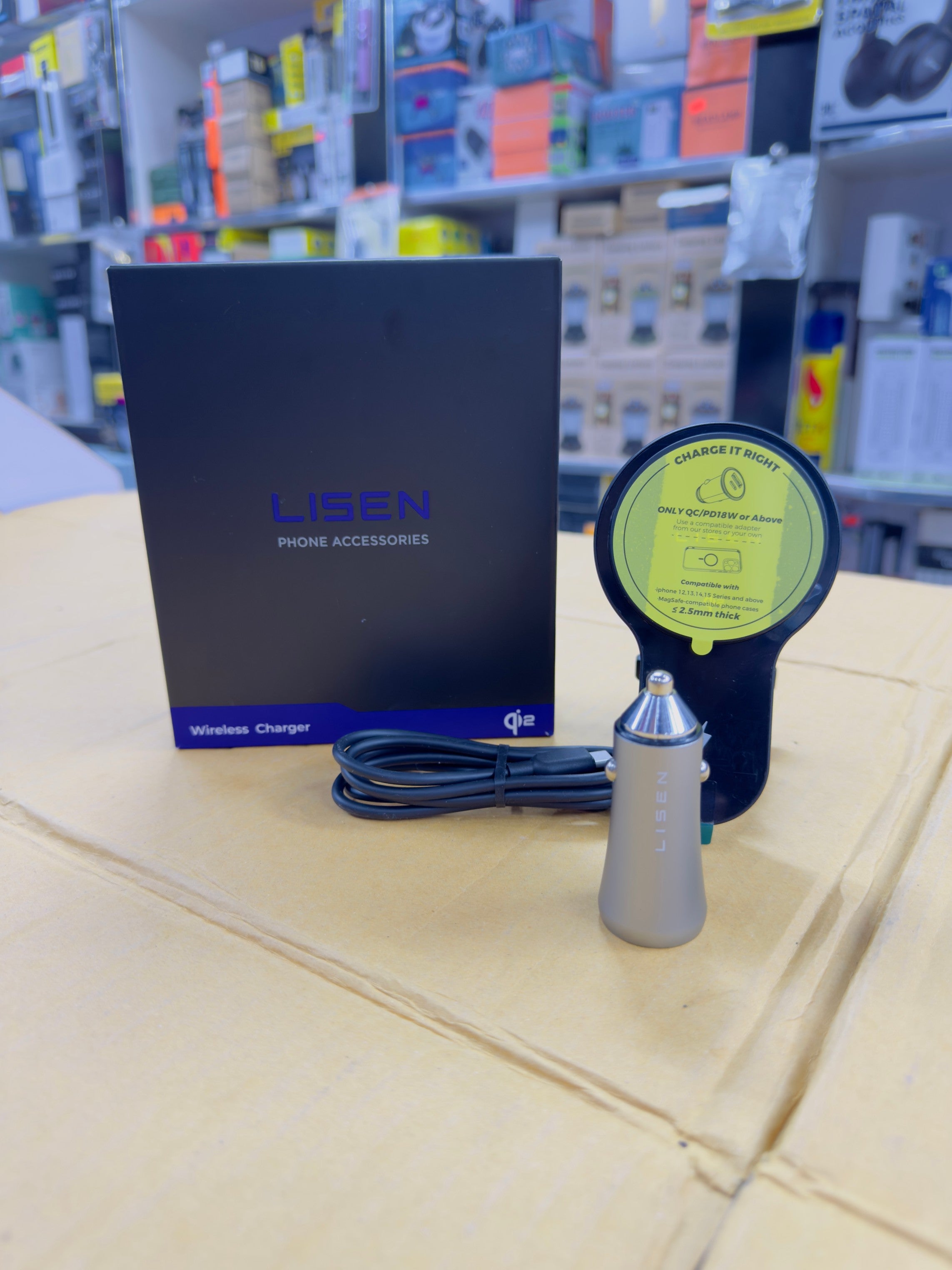 Lisen Wire Car Charger And Mobile Holder Set