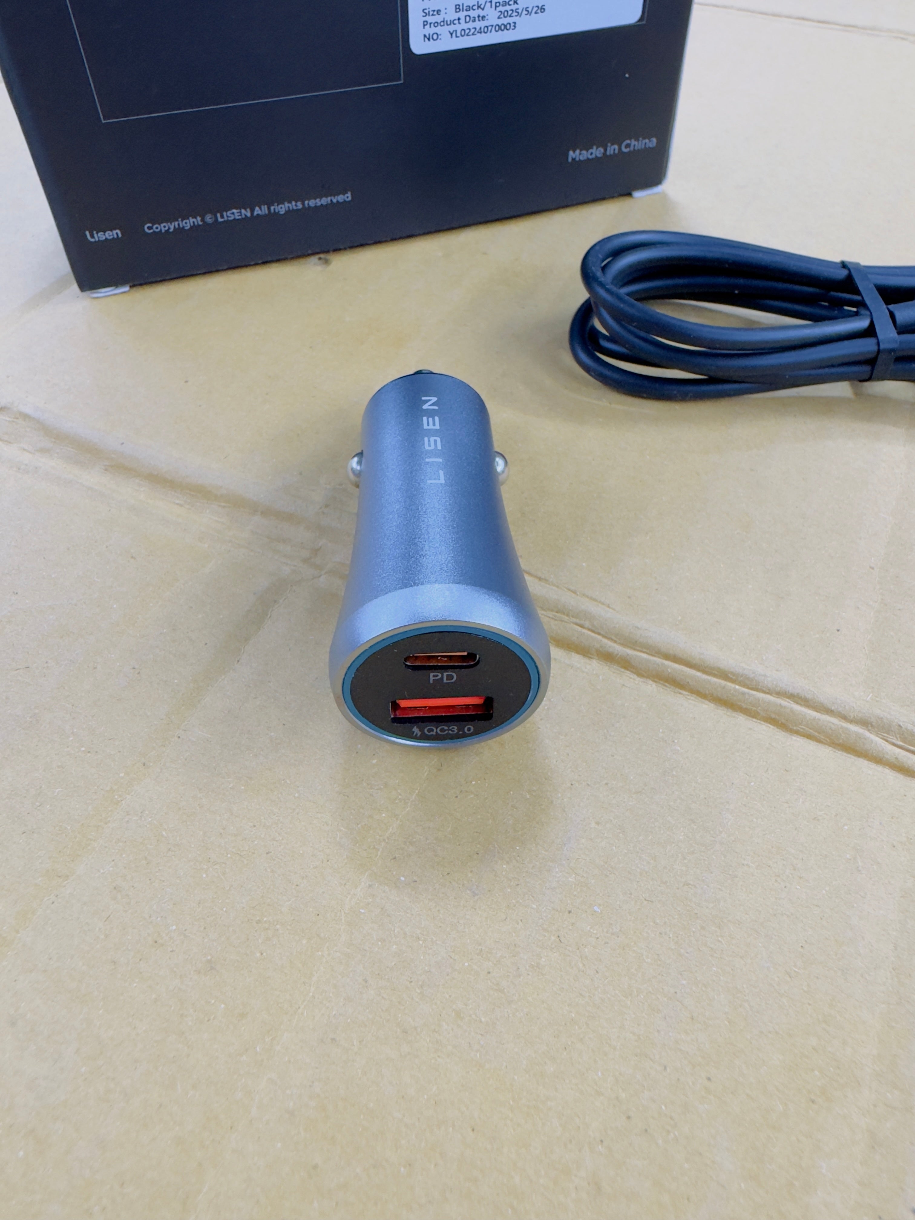 Lisen Wire Car Charger And Mobile Holder Set