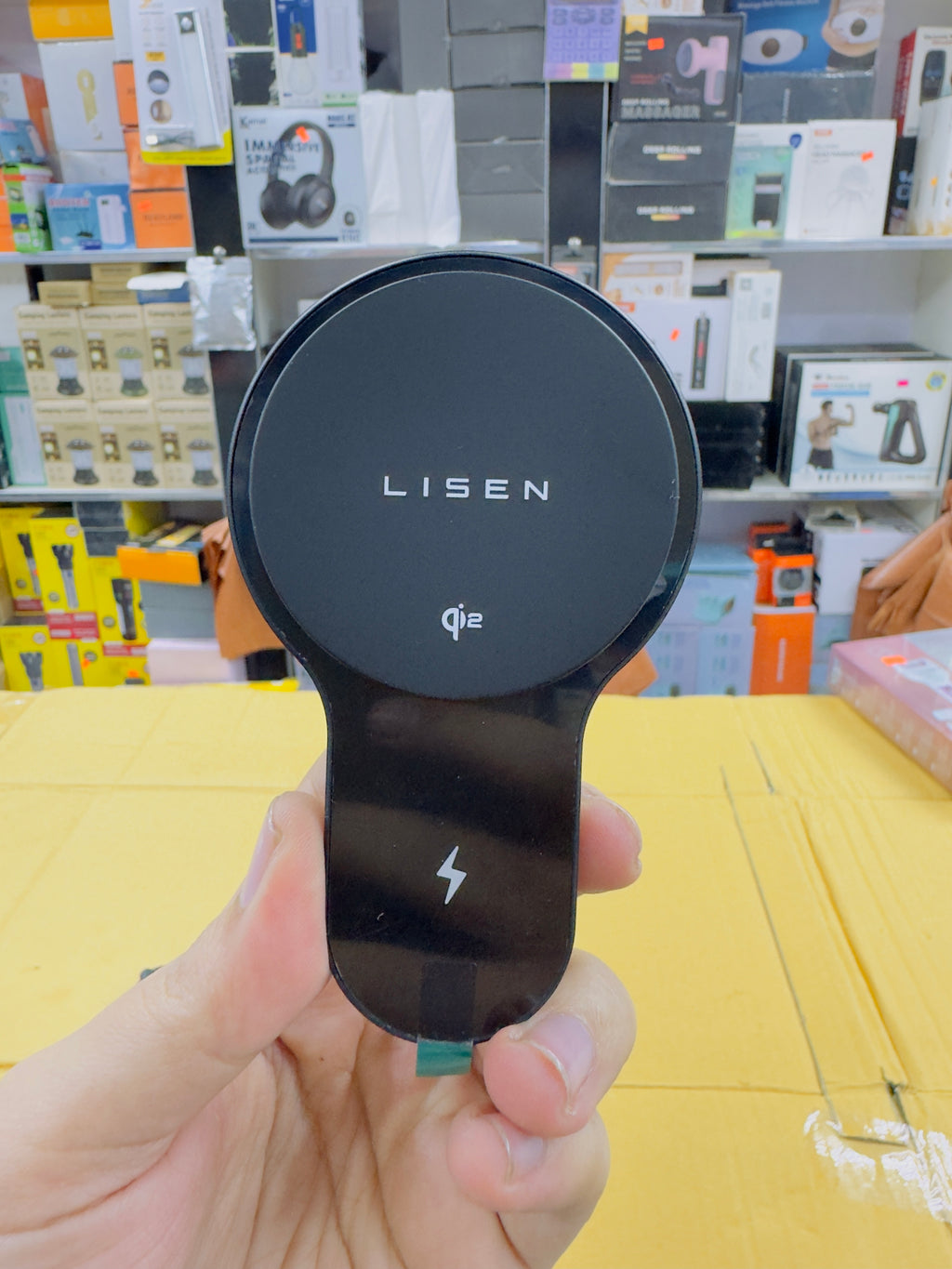Lisen Wire Car Charger And Mobile Holder Set