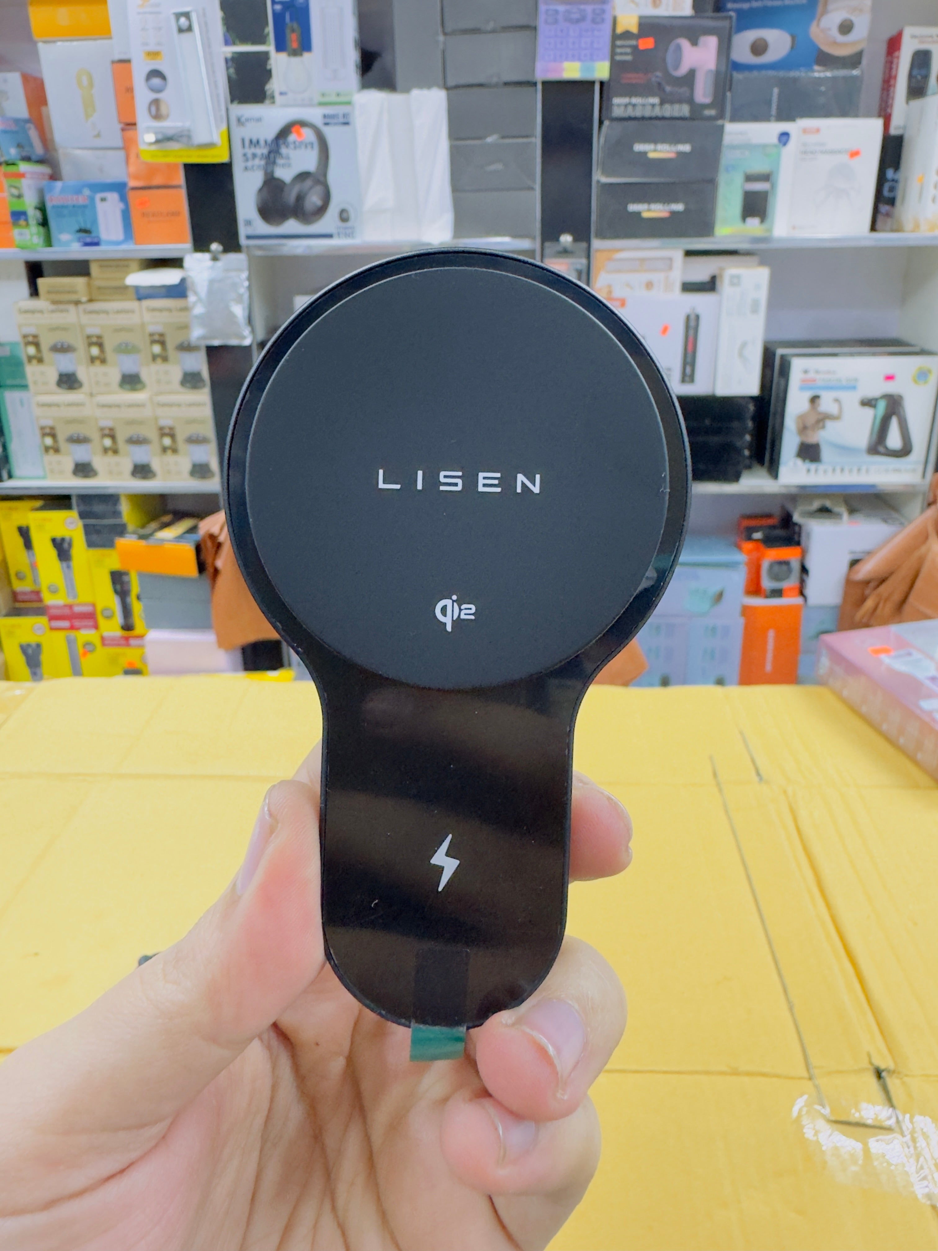 Lisen Wire Car Charger And Mobile Holder Set