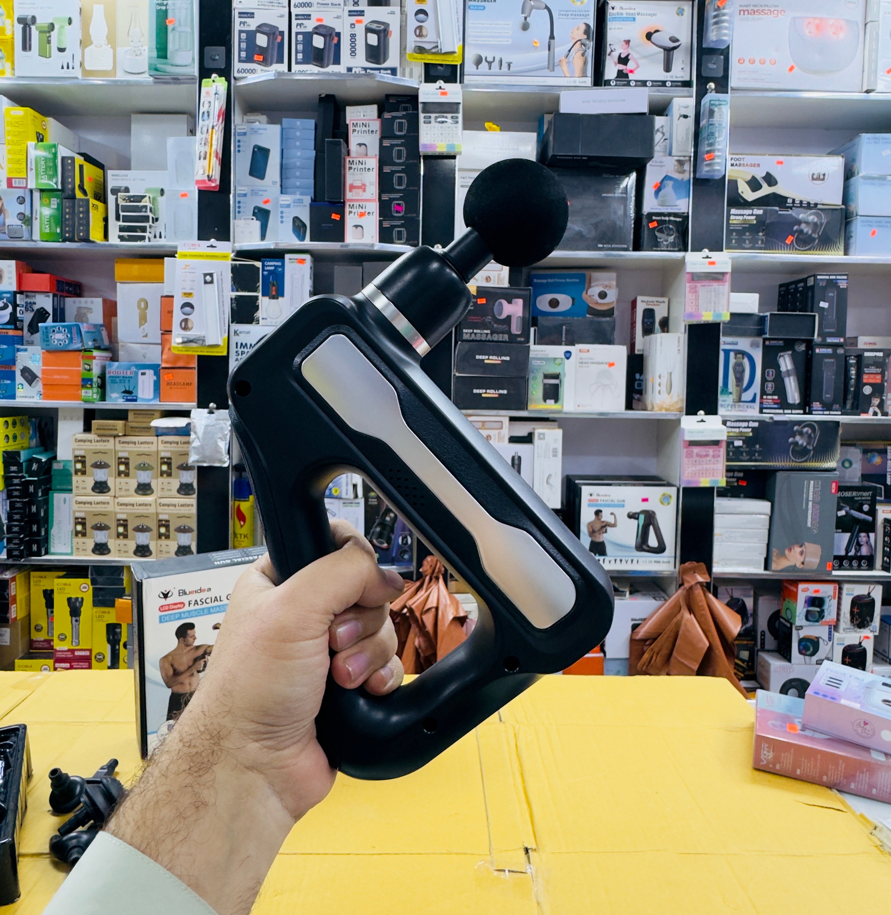 Blueidea 8 Heads Body Gun Massager