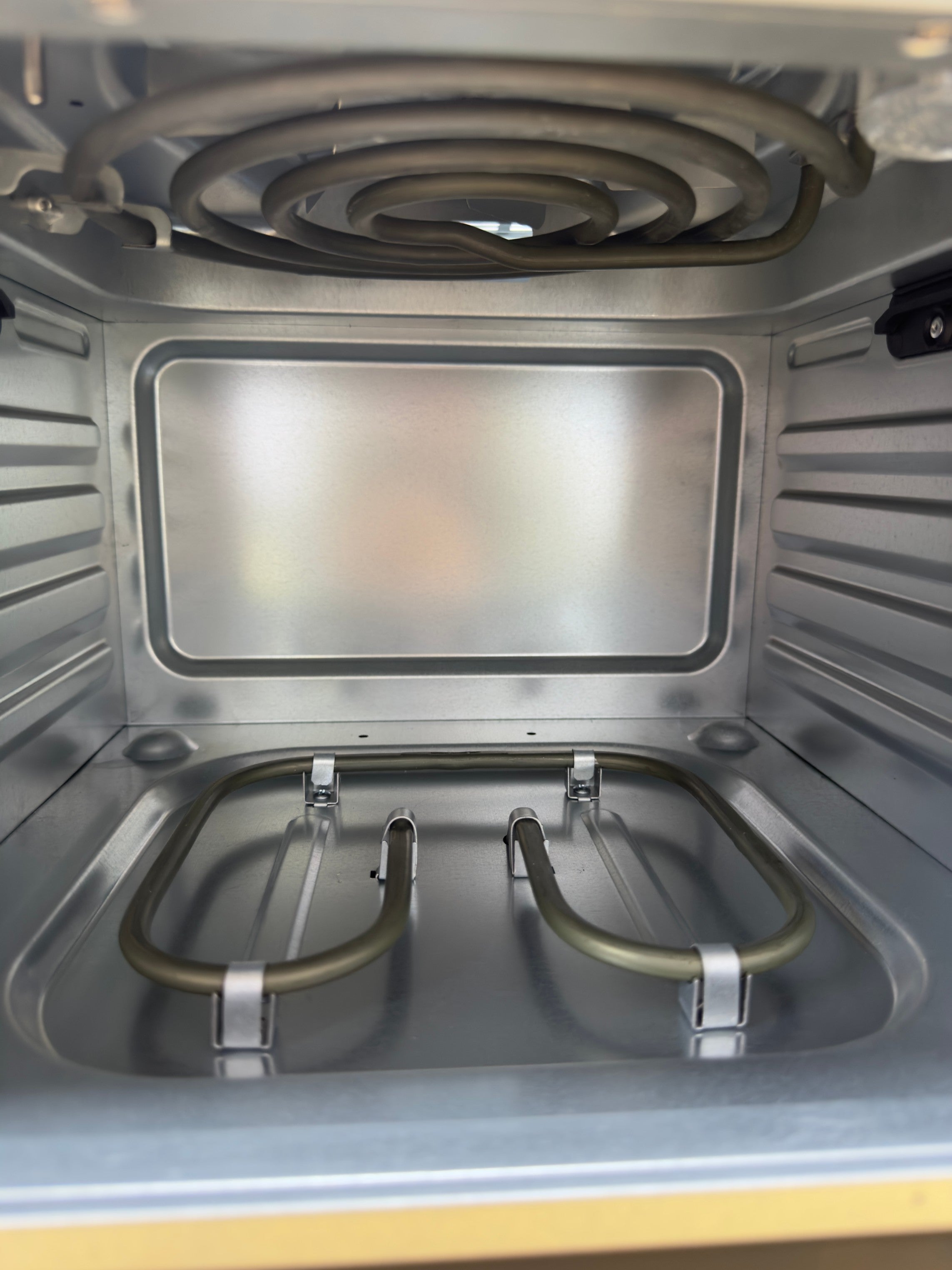 Geepas 10L Double Heating Air Fryer GAF37546