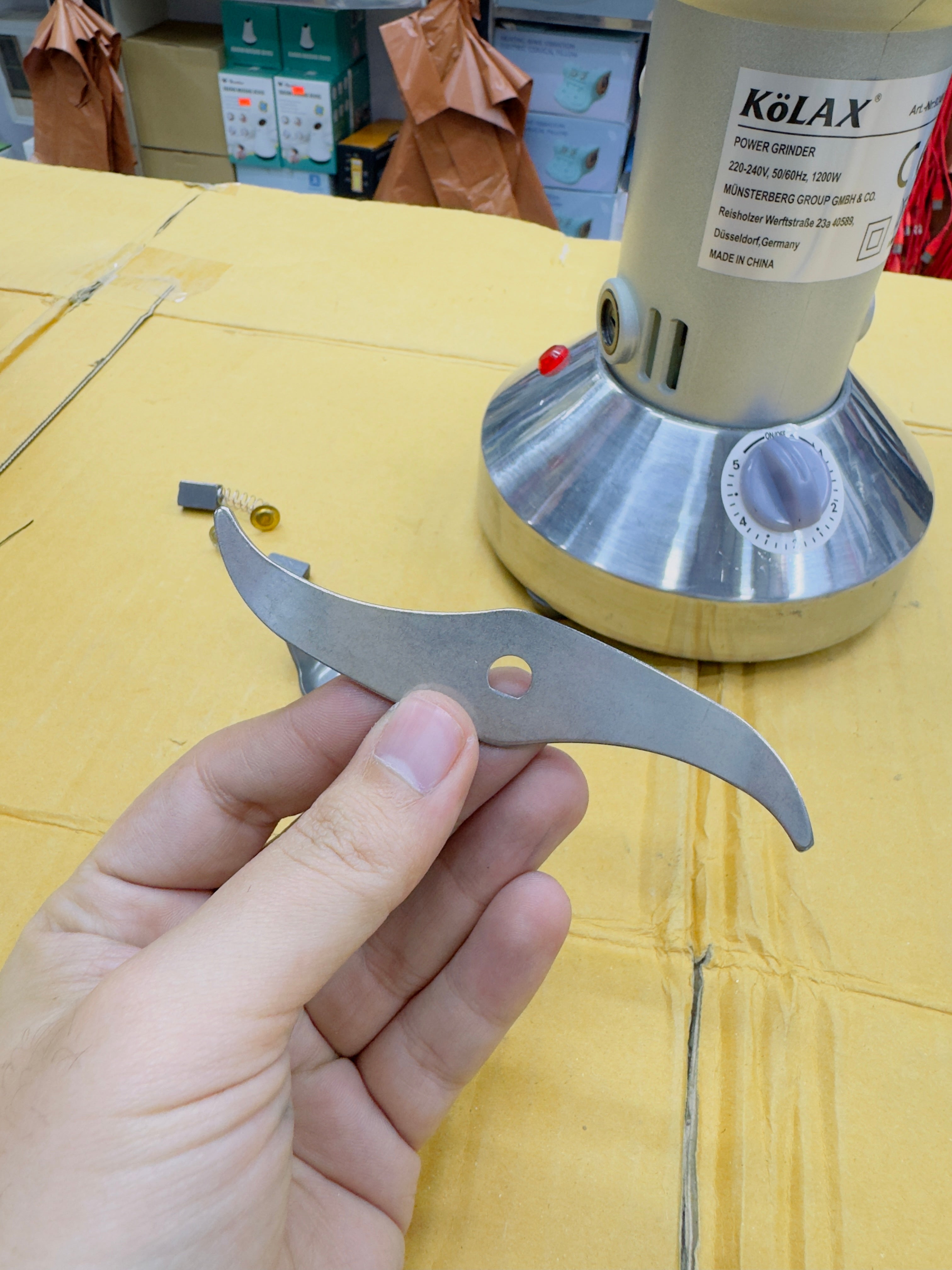 Kolax 250G Stainless Steel Body Masala Grinder