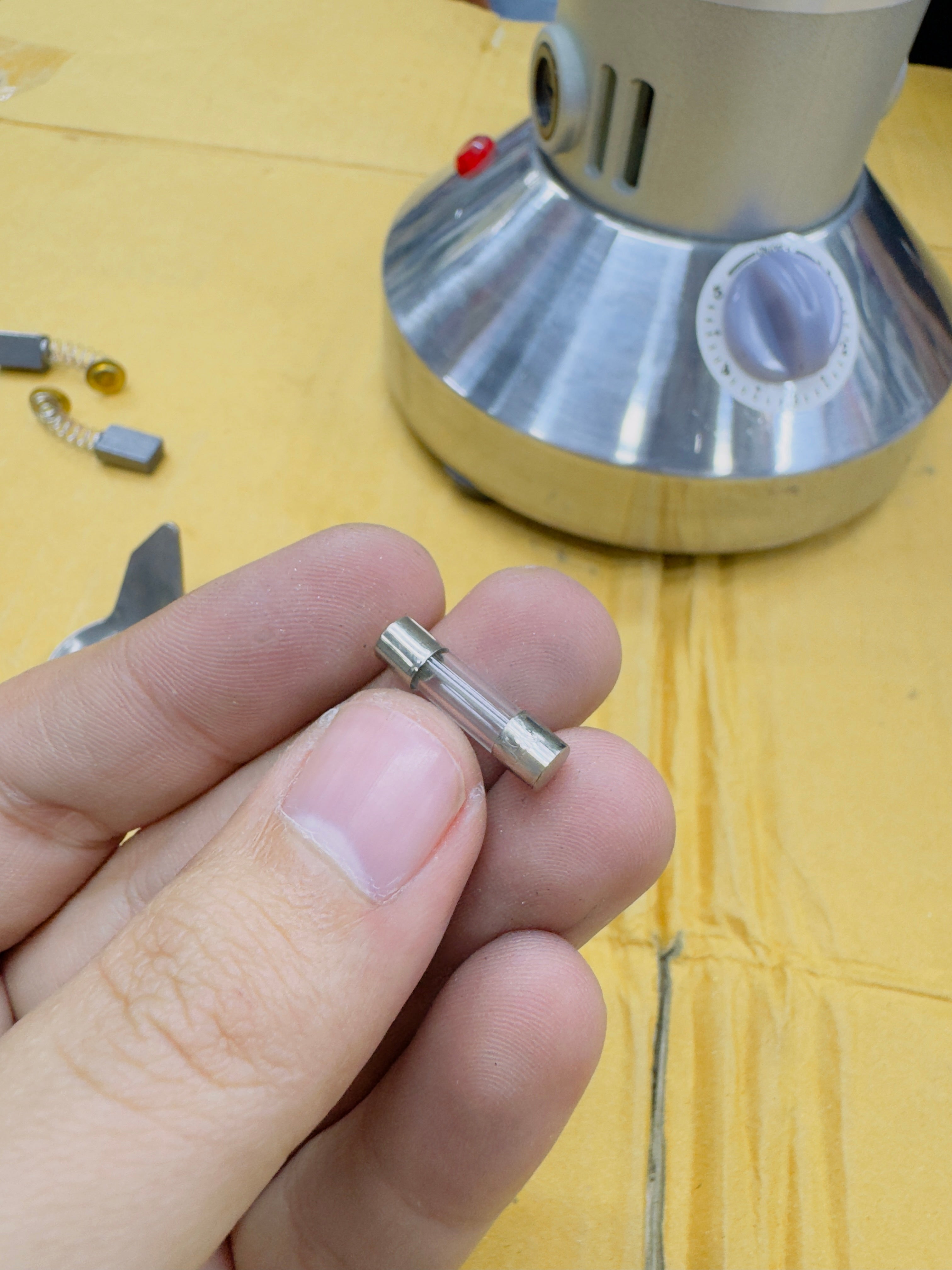 Kolax 250G Stainless Steel Body Masala Grinder