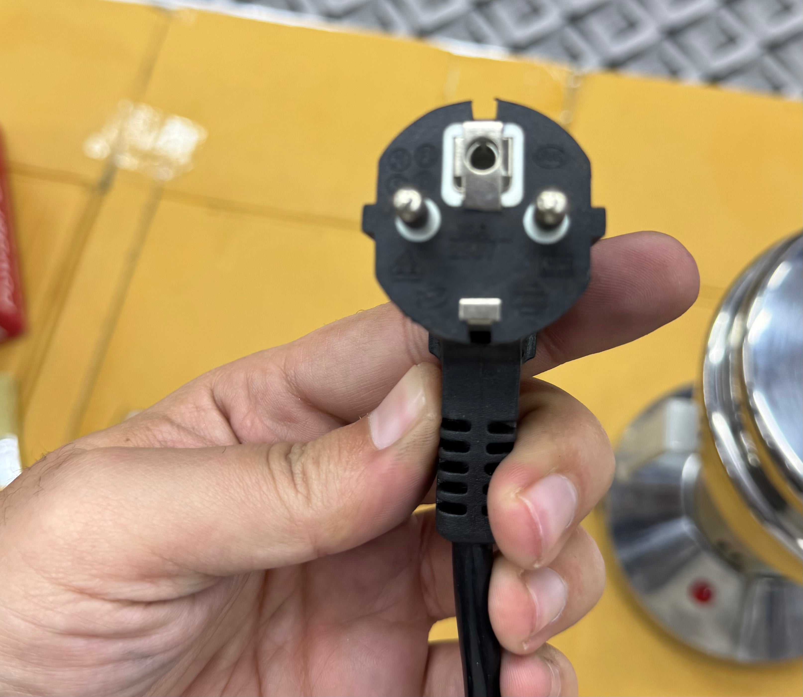 Kolax 250G Stainless Steel Body Masala Grinder