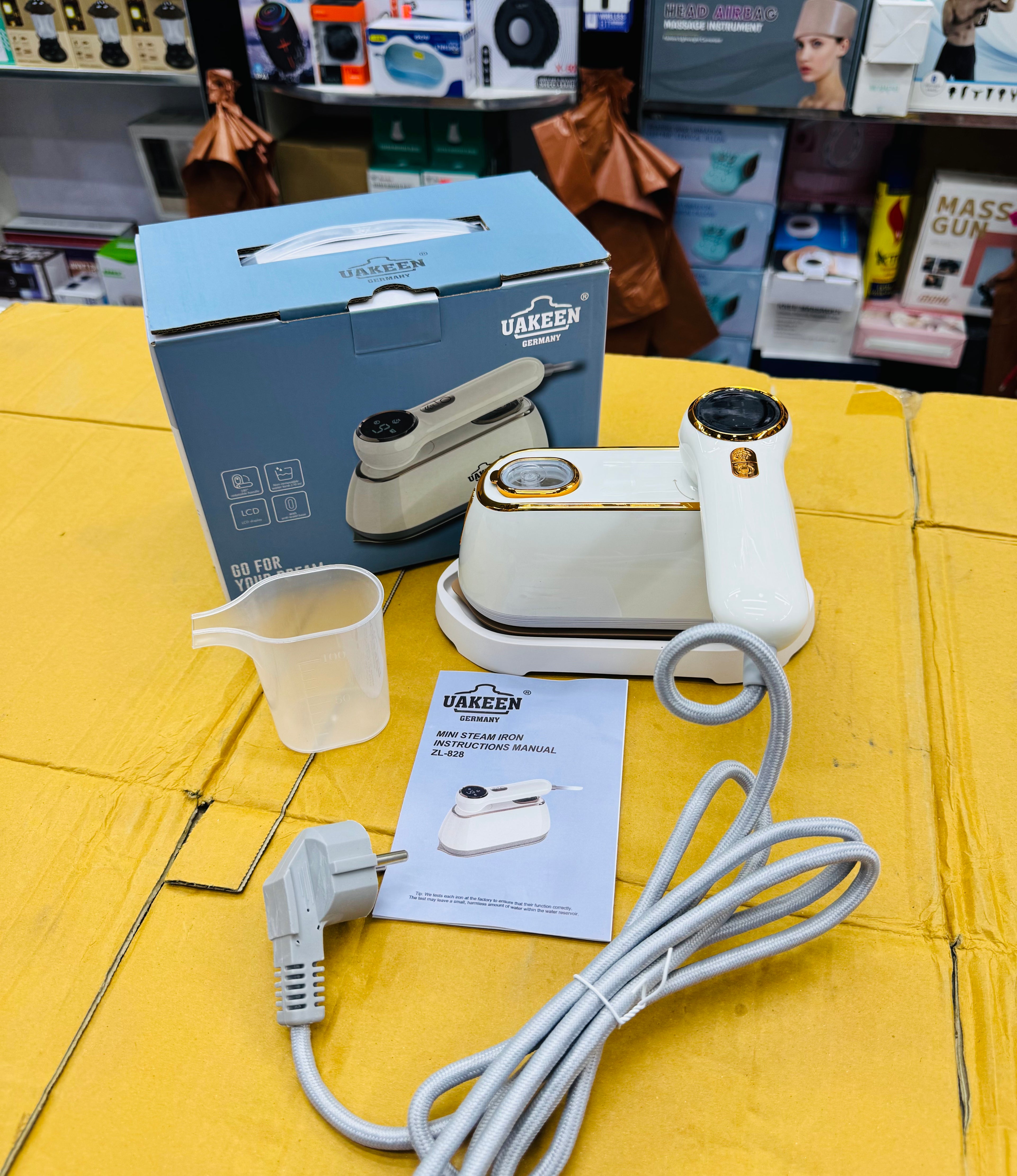 Uakeen German Mini Portable Steam Iron Zl-828