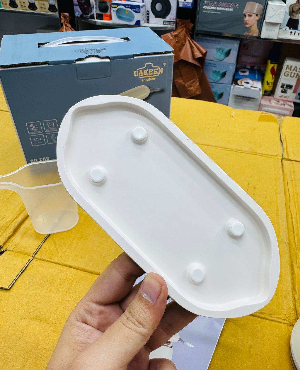 Uakeen German Mini Portable Steam Iron Zl-828
