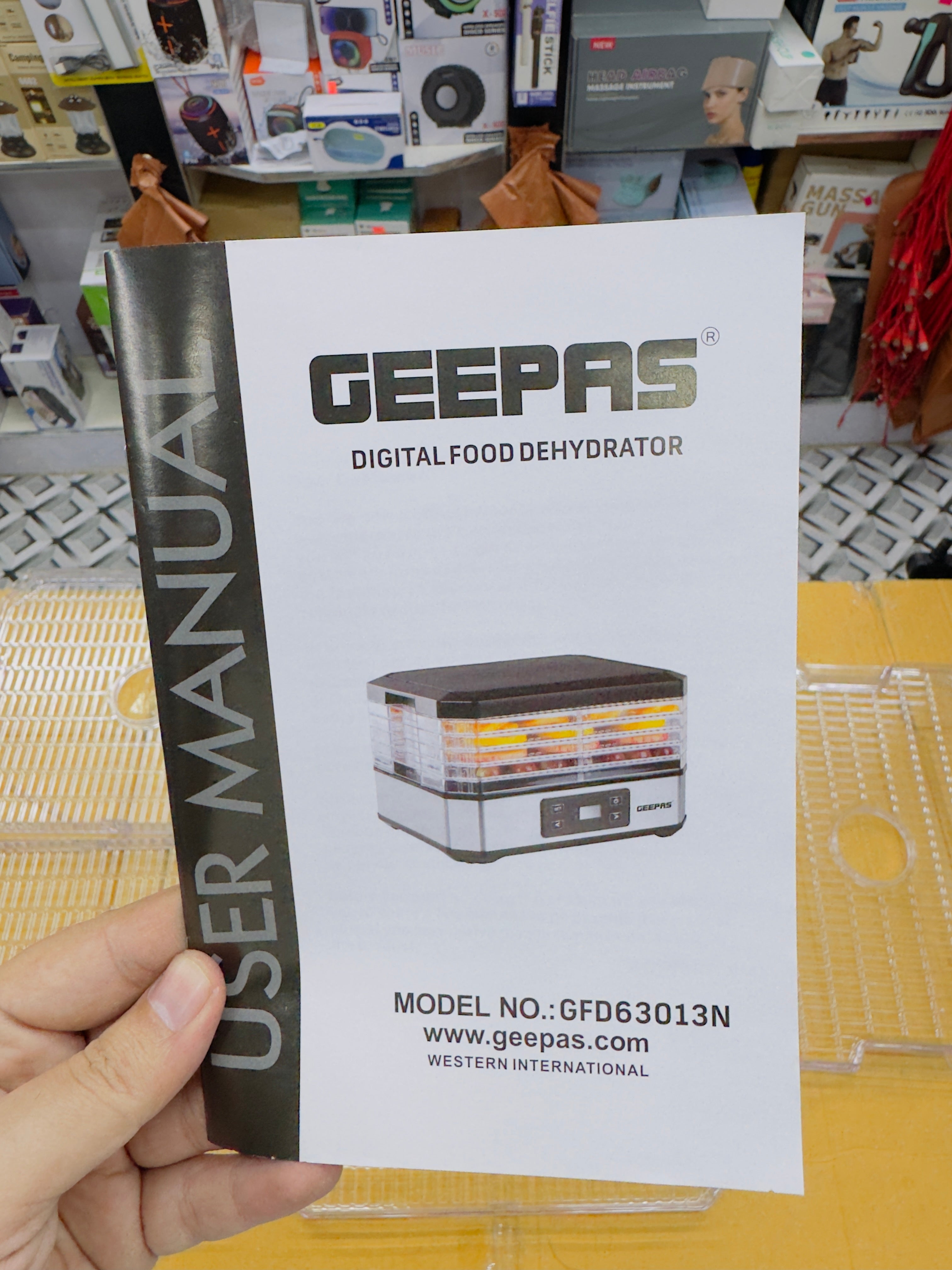 Geepas Digital Food Dehydrator GFD63013N